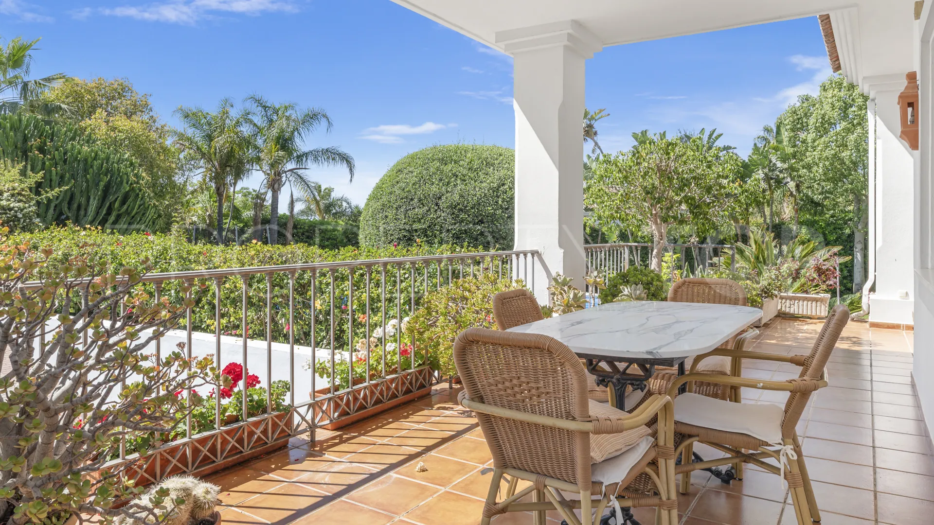 For sale villa in Paraiso Alto with 6 bedrooms