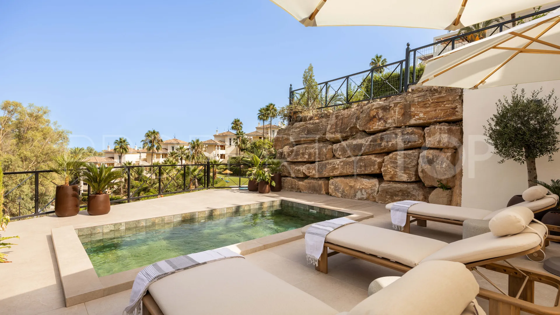 Apartment for sale in Palacetes Los Belvederes