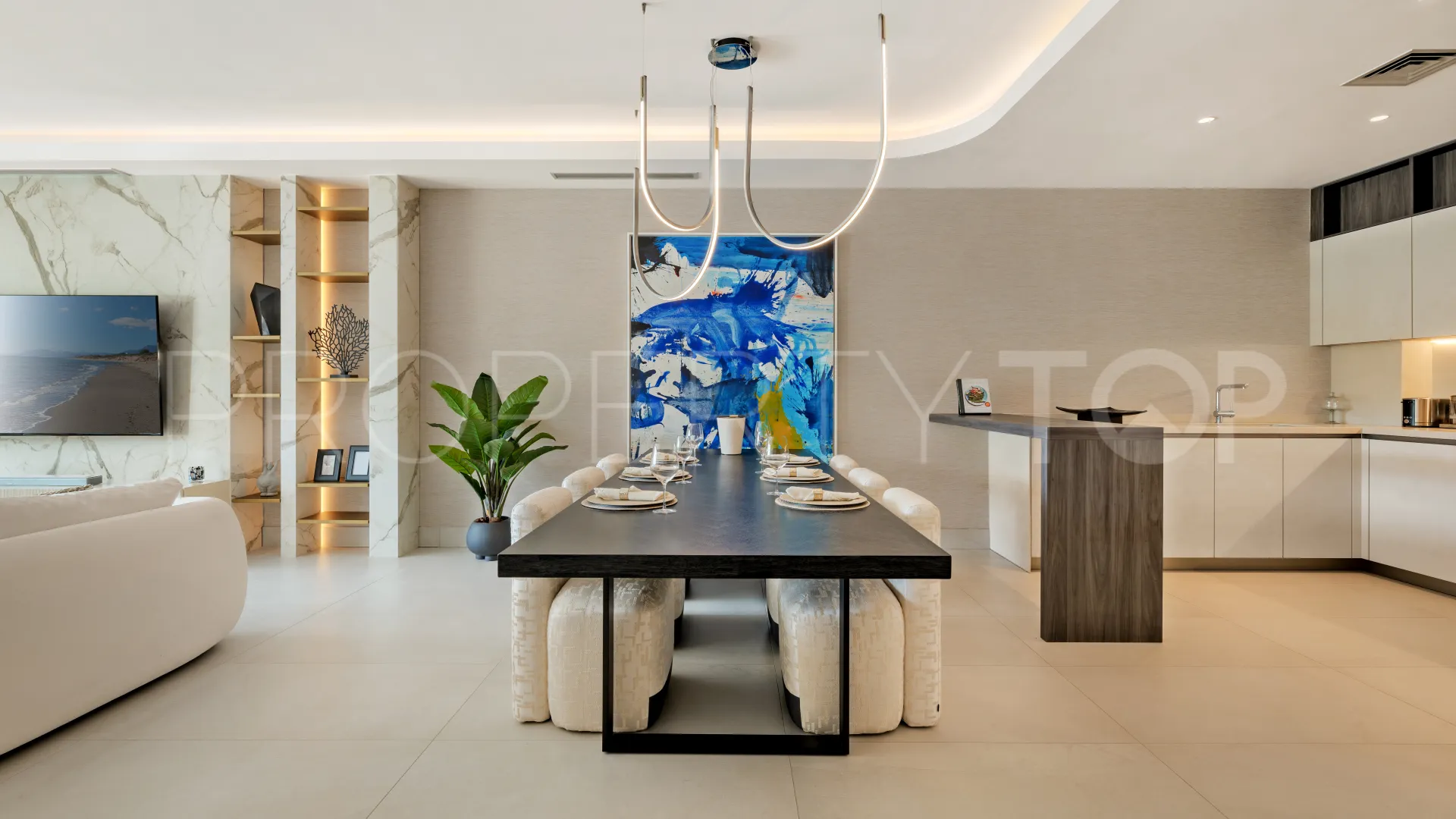 Duplex planta baja en venta de 4 dormitorios en Epic Marbella