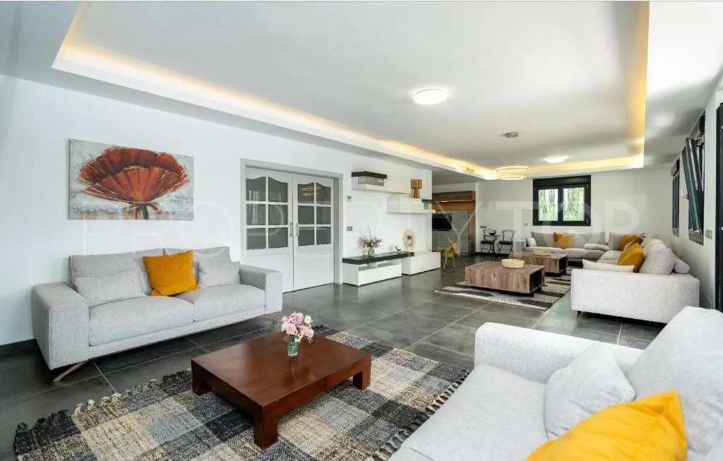 Se vende villa en Nueva Andalucia