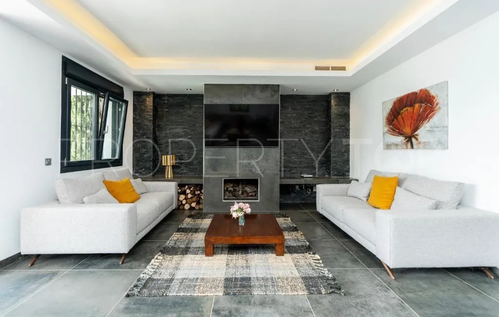 Se vende villa en Nueva Andalucia
