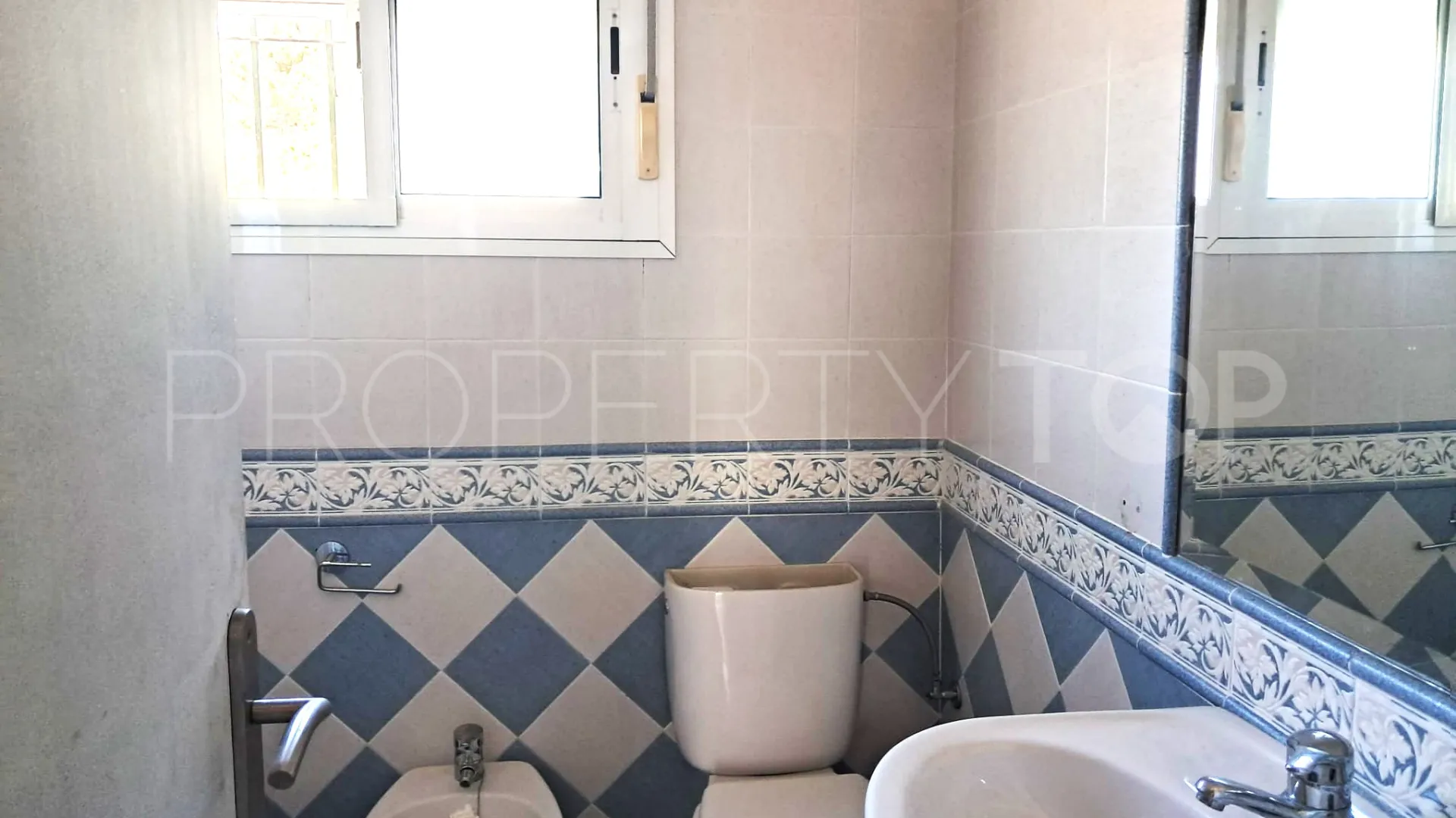 For sale villa in Paraiso Medio