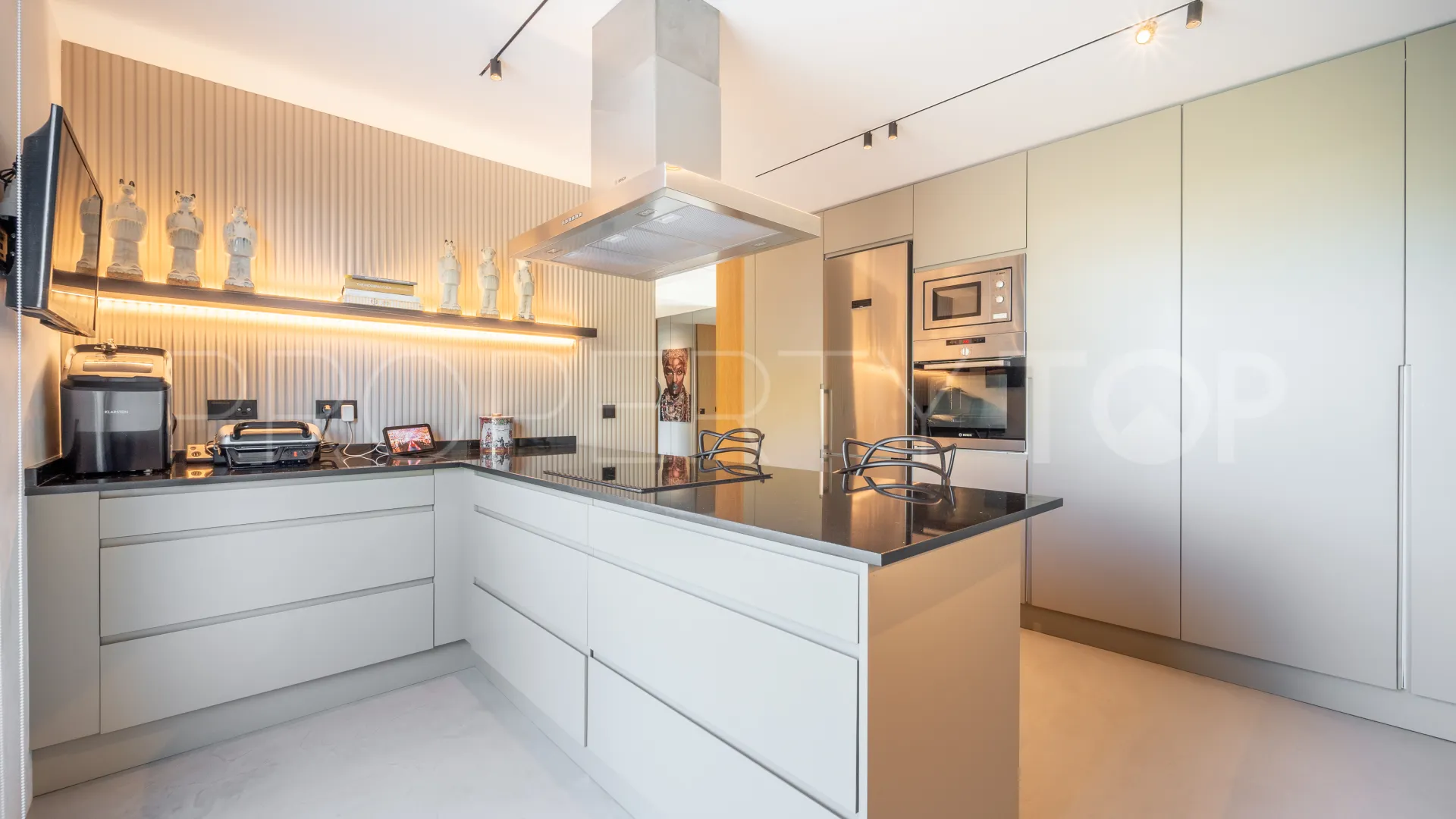 For sale El Embrujo Banús duplex penthouse with 4 bedrooms