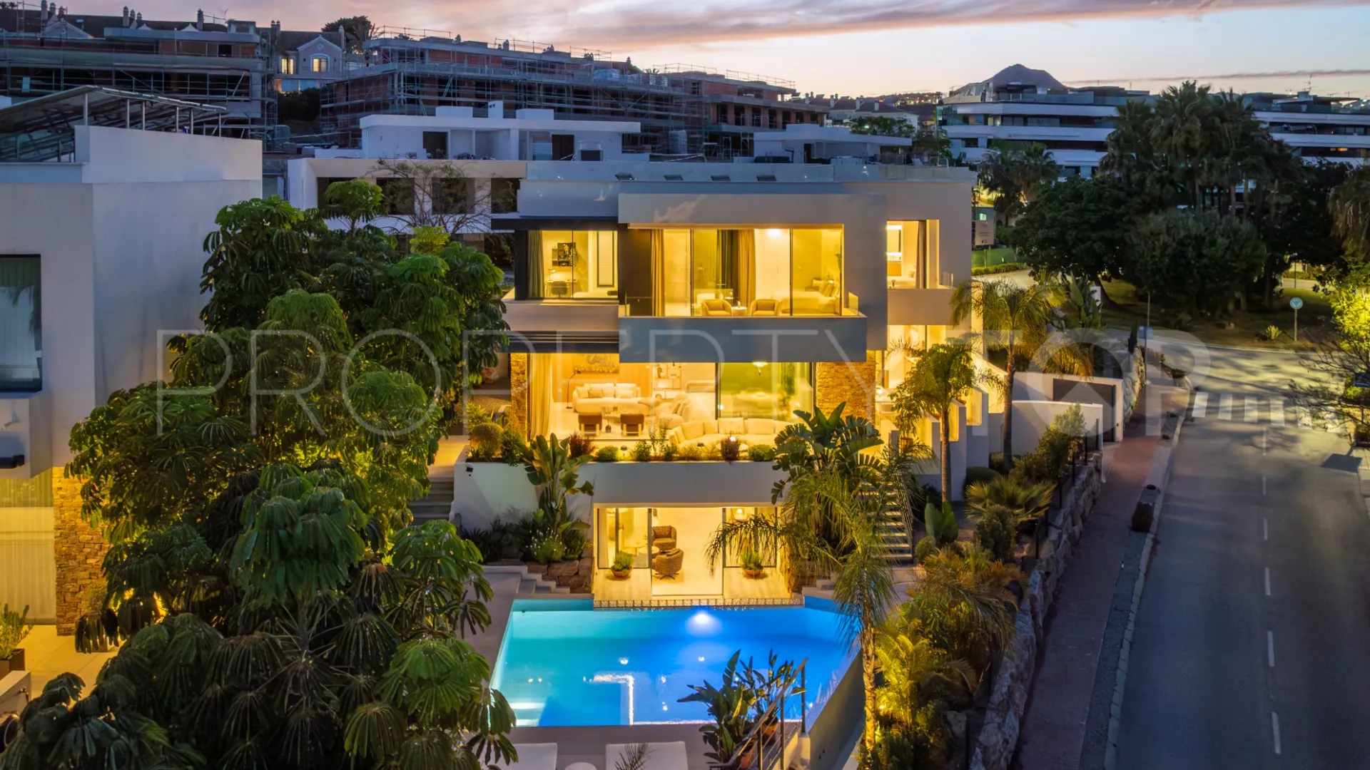 New Golden Mile, villa en venta con 4 dormitorios