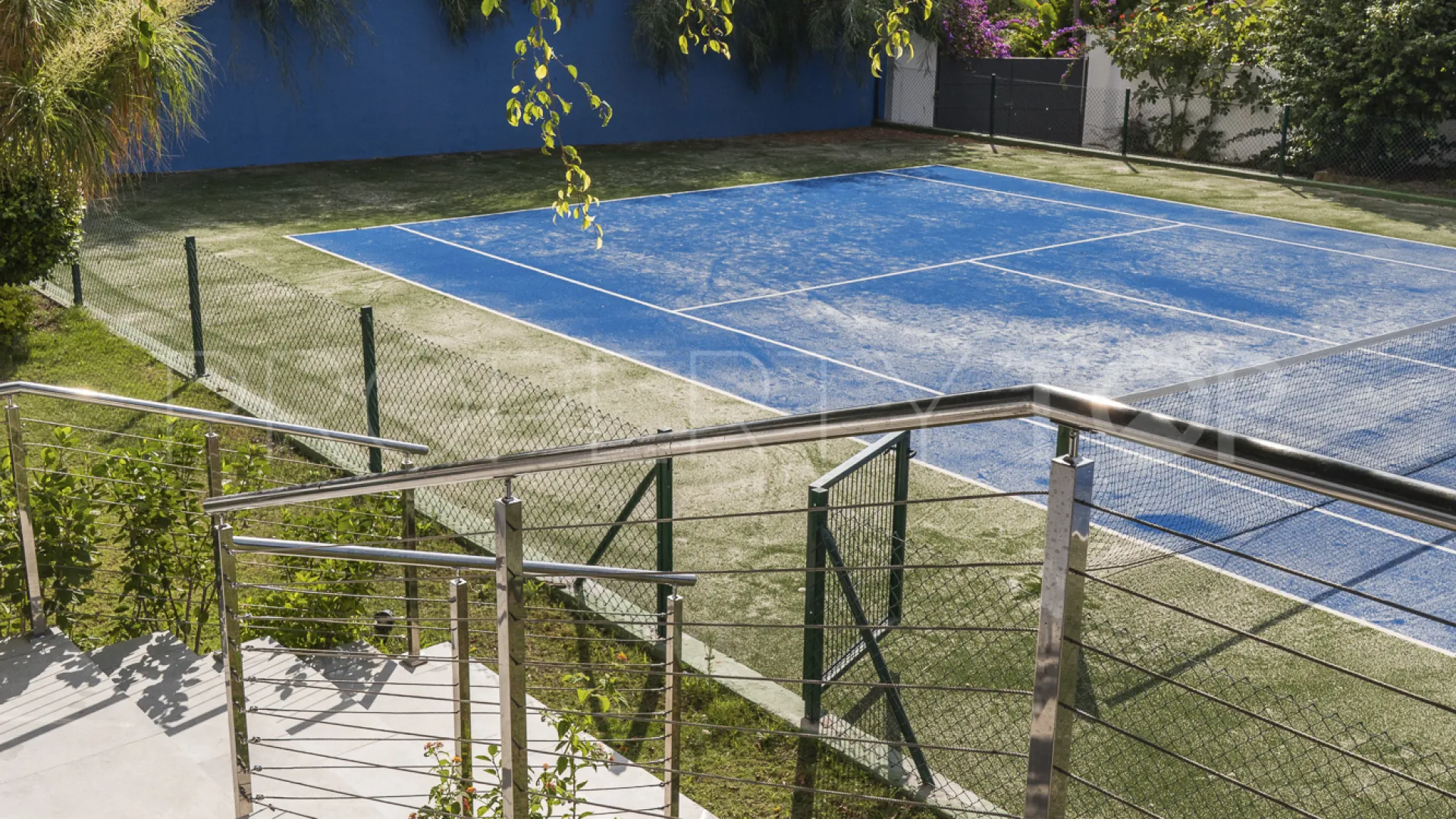 For sale Marbella East villa with 5 bedrooms