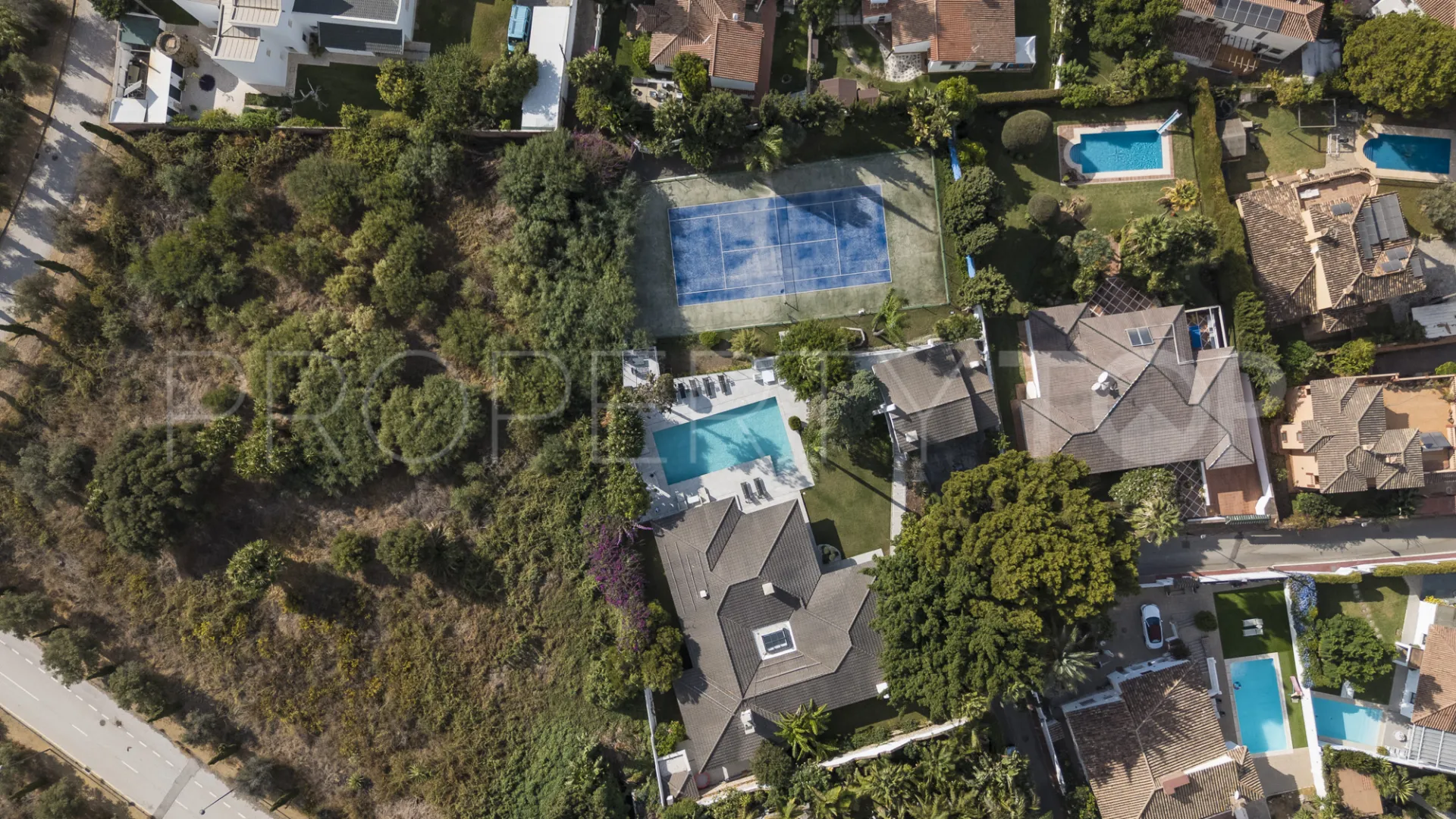 For sale Marbella East villa with 5 bedrooms