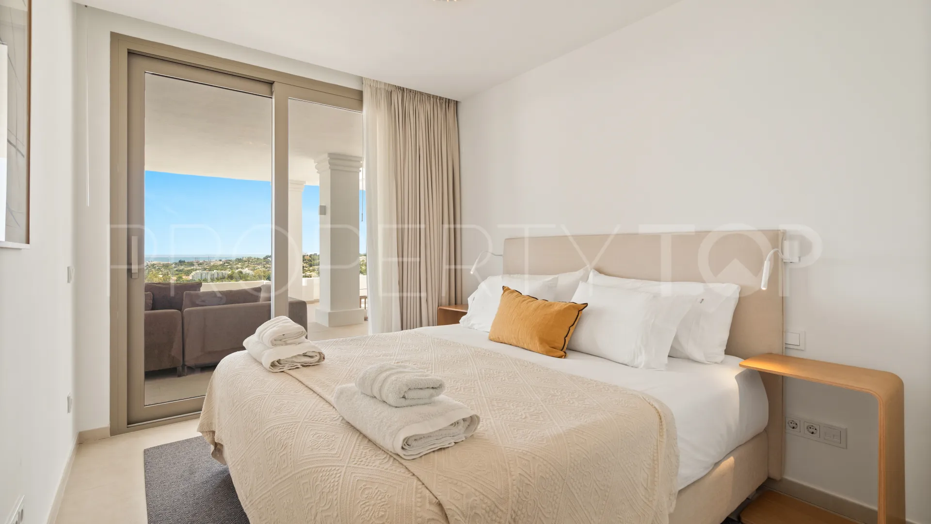 For sale apartment in 9 Lions Residences