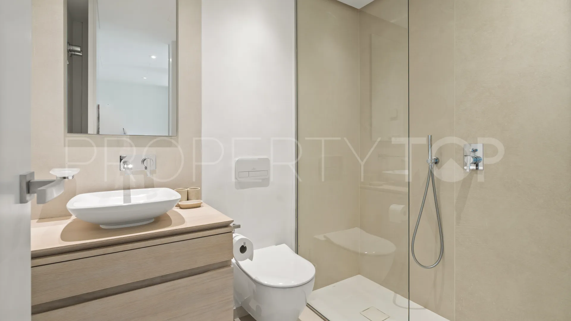 For sale apartment in 9 Lions Residences