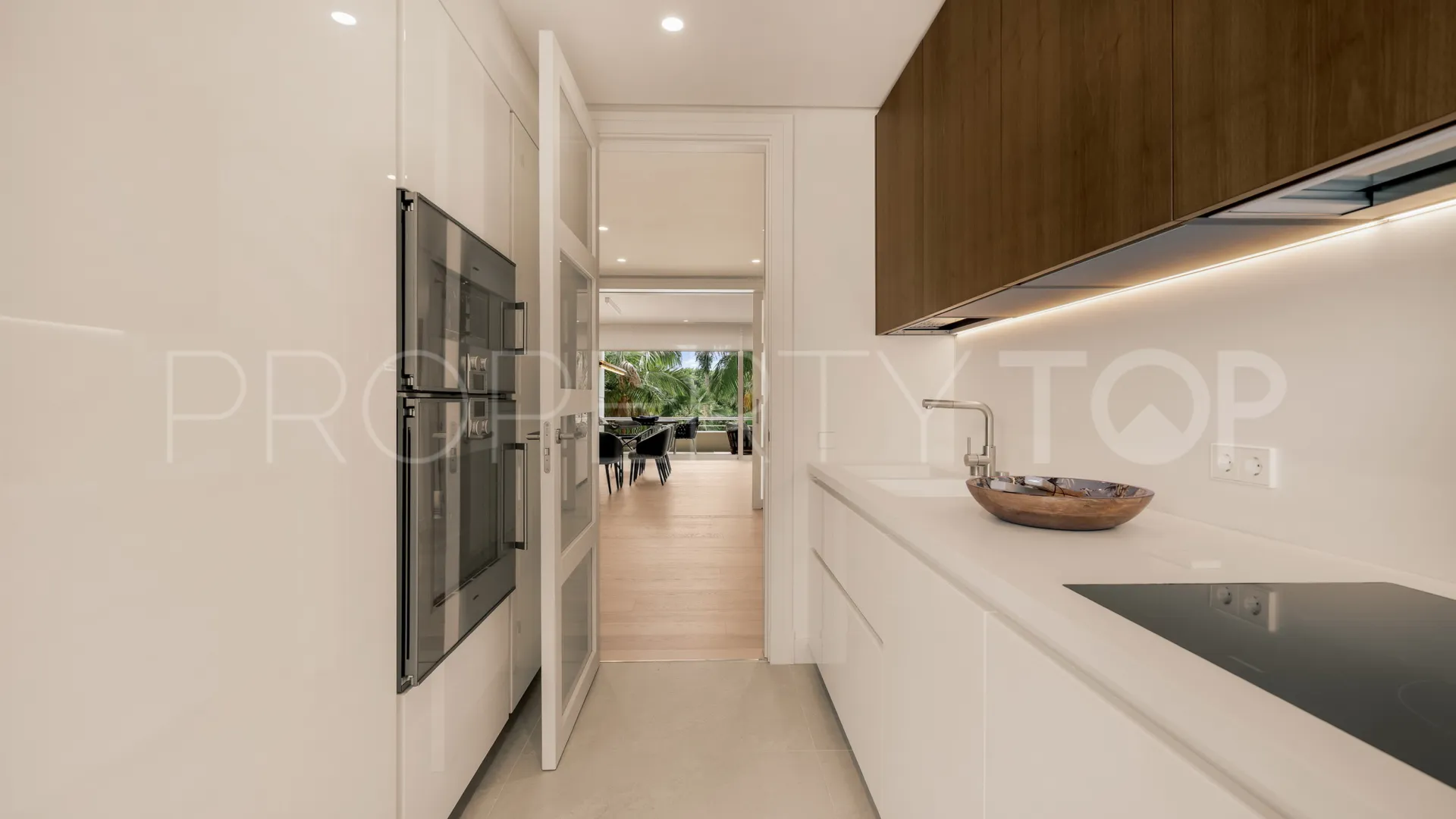 Apartamento con 3 dormitorios en venta en El Retiro de Nagüeles