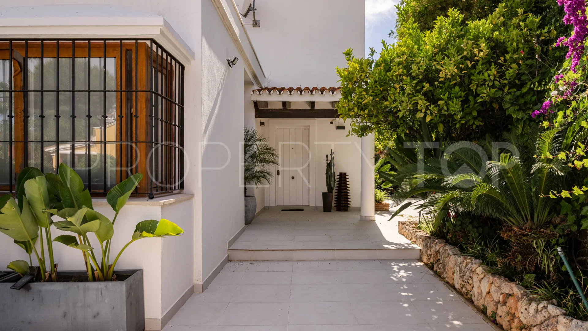 For sale Rocio de Nagüeles villa with 5 bedrooms