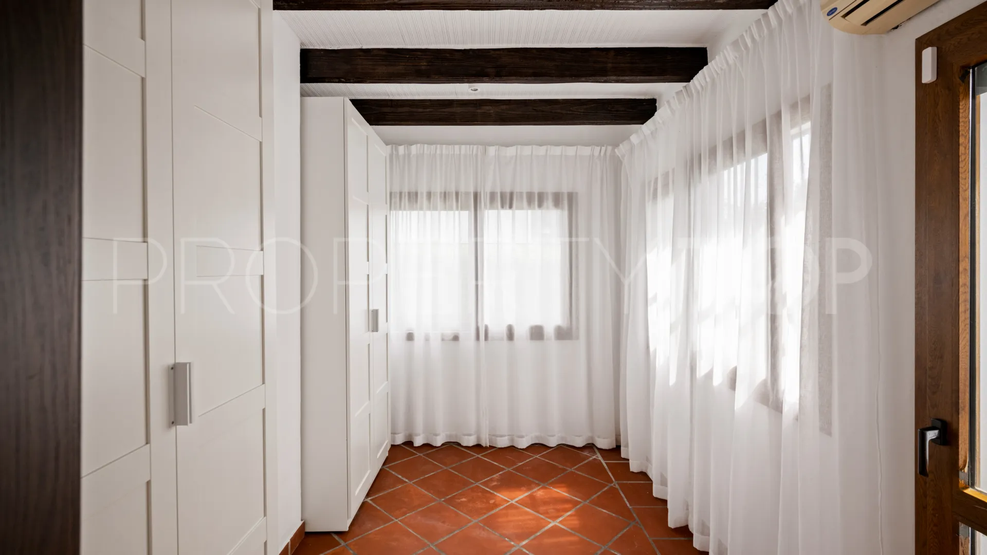 For sale Rocio de Nagüeles villa with 5 bedrooms