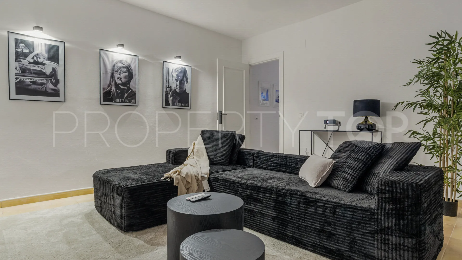 For sale Rocio de Nagüeles villa with 5 bedrooms