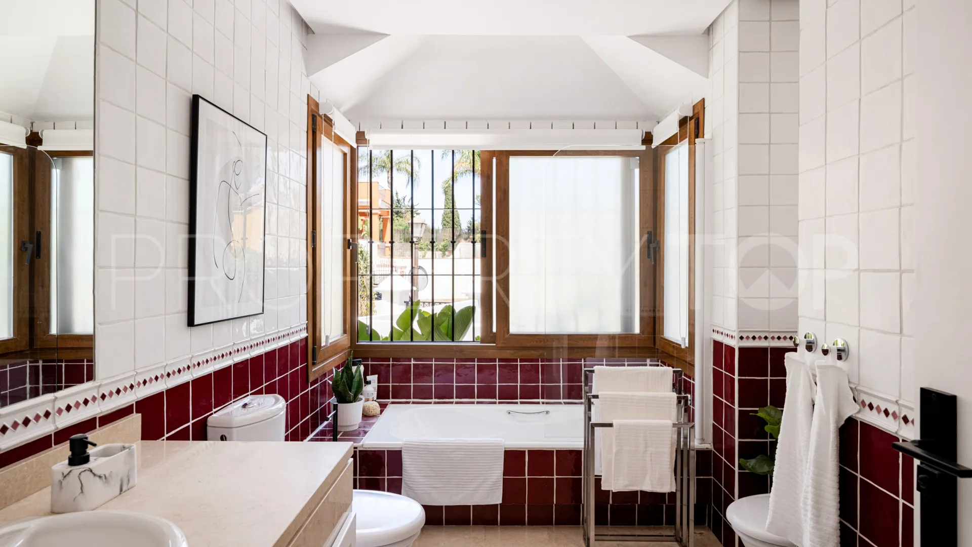 For sale Rocio de Nagüeles villa with 5 bedrooms