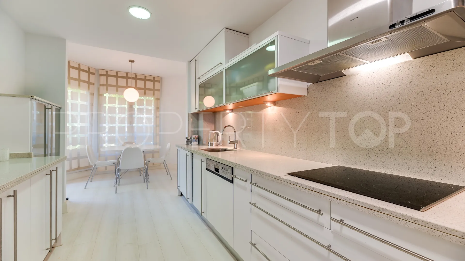 Condado de Sierra Blanca 3 bedrooms apartment for sale