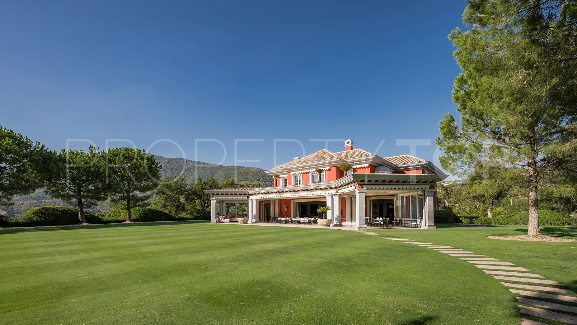 La Zagaleta 9 bedrooms villa for sale