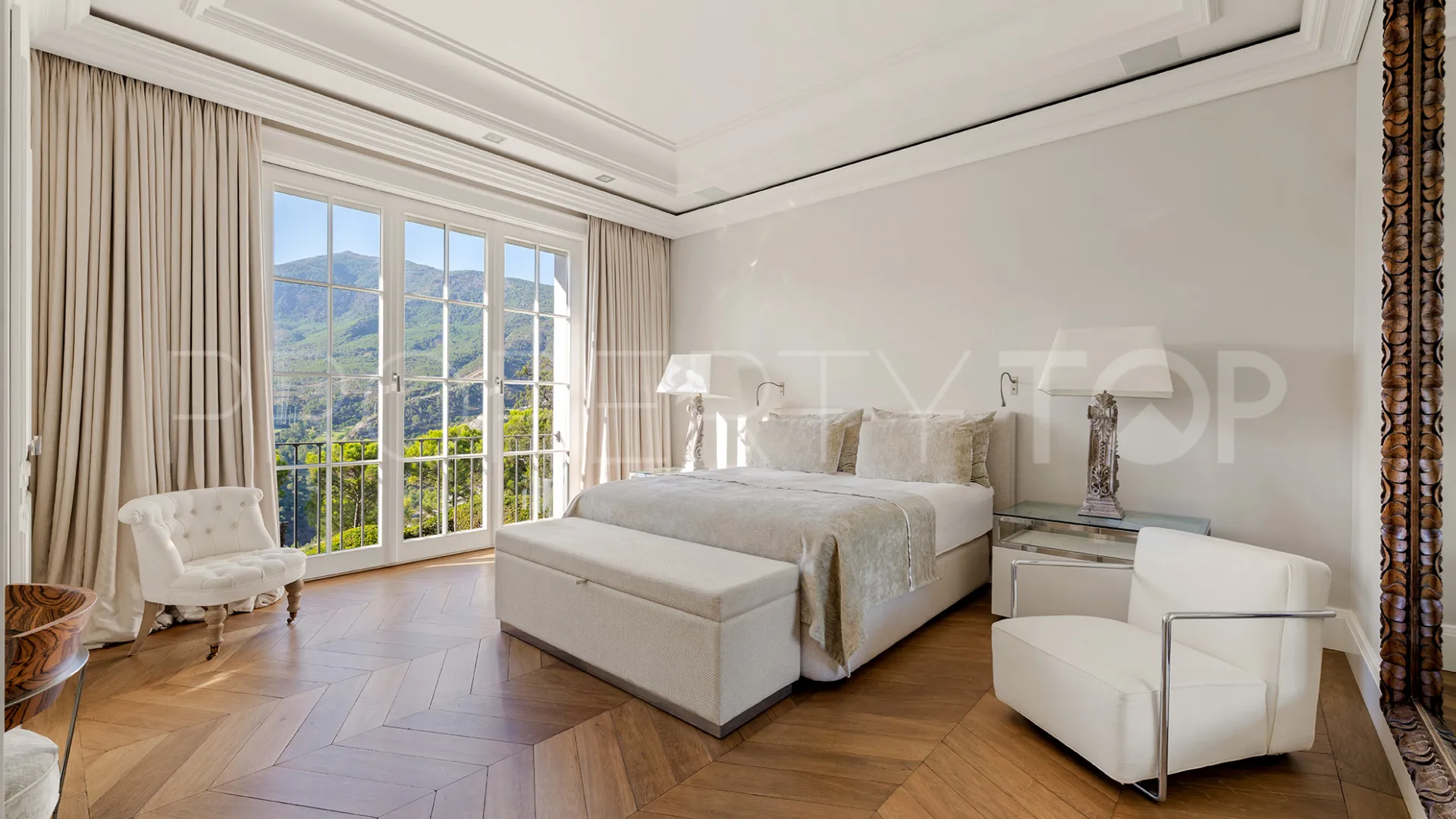 La Zagaleta 9 bedrooms villa for sale
