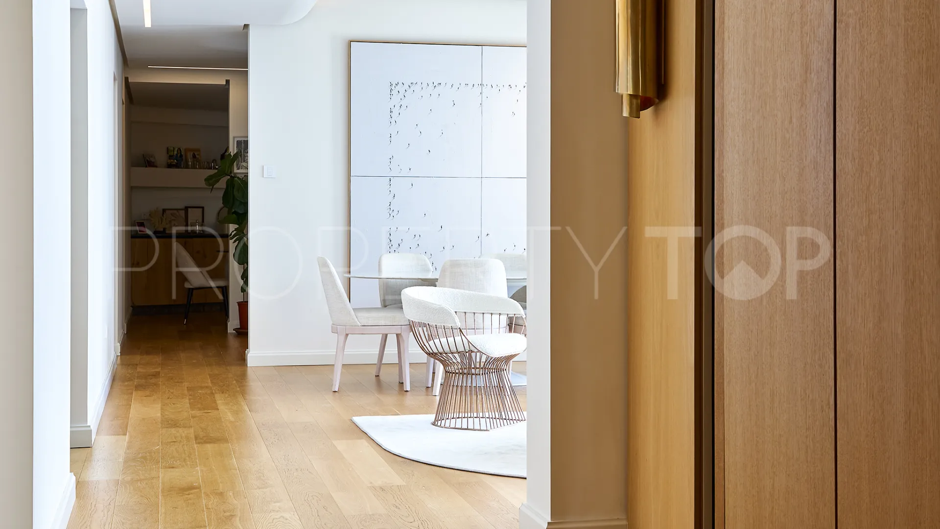 Office in Nueva Andalucia for sale