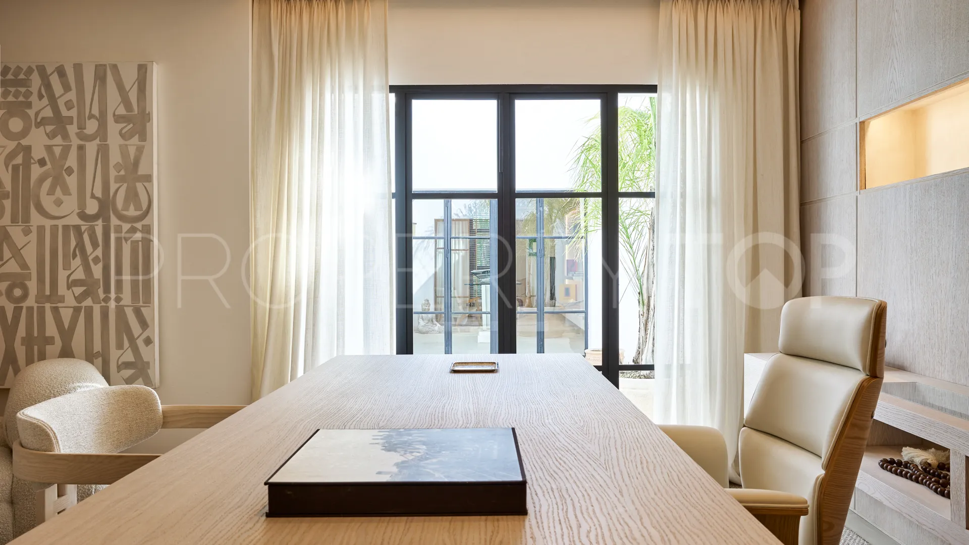 Office in Nueva Andalucia for sale