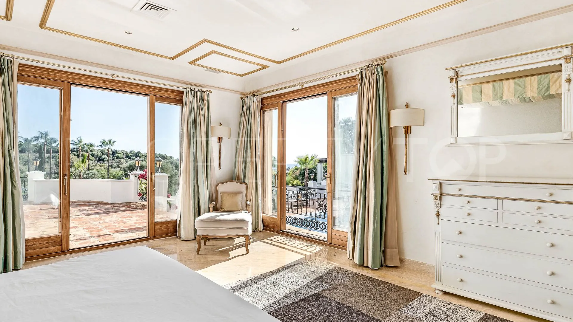 Villa a la venta en Paraiso Alto
