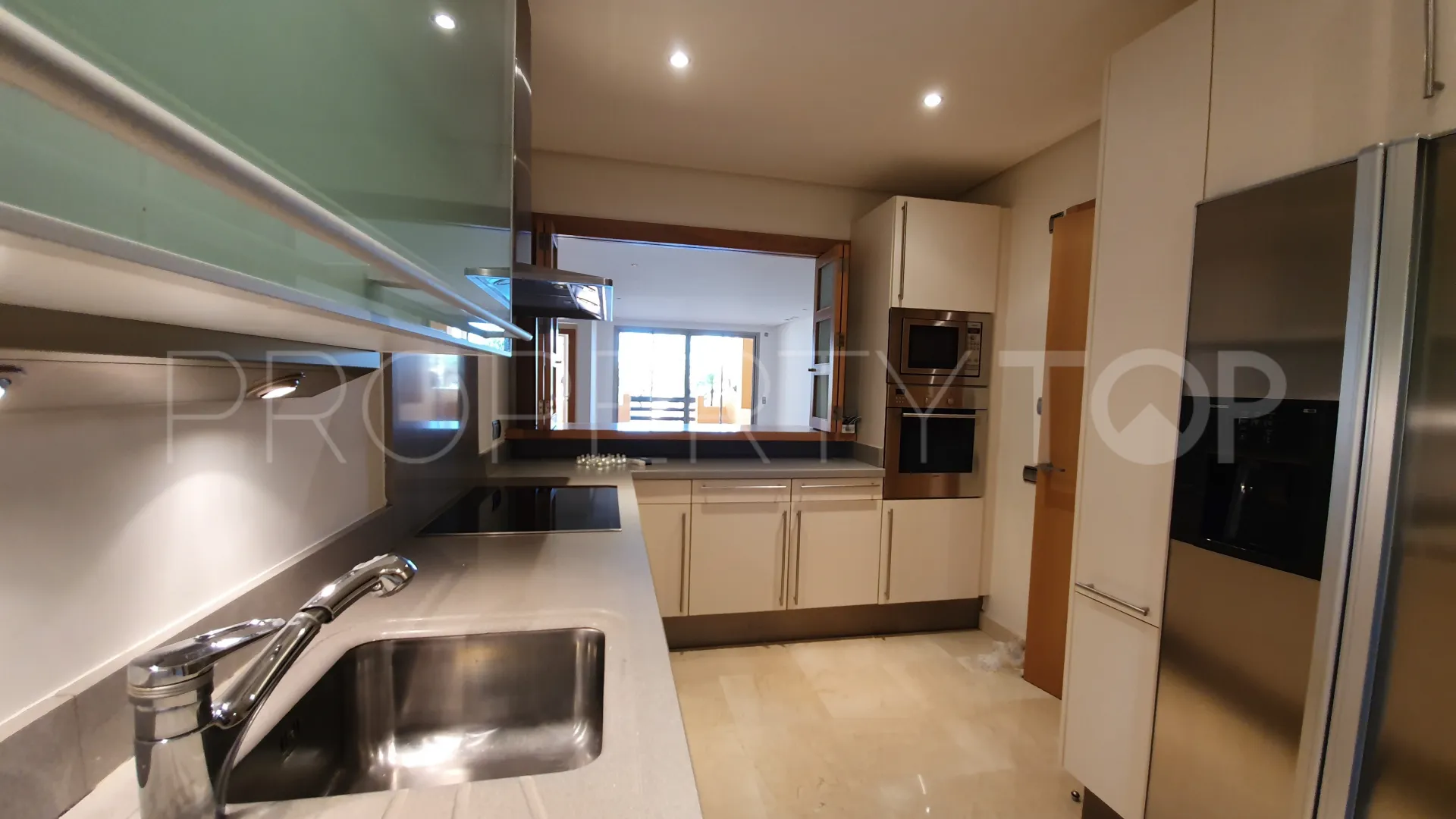 Buy apartment in Mansion Club