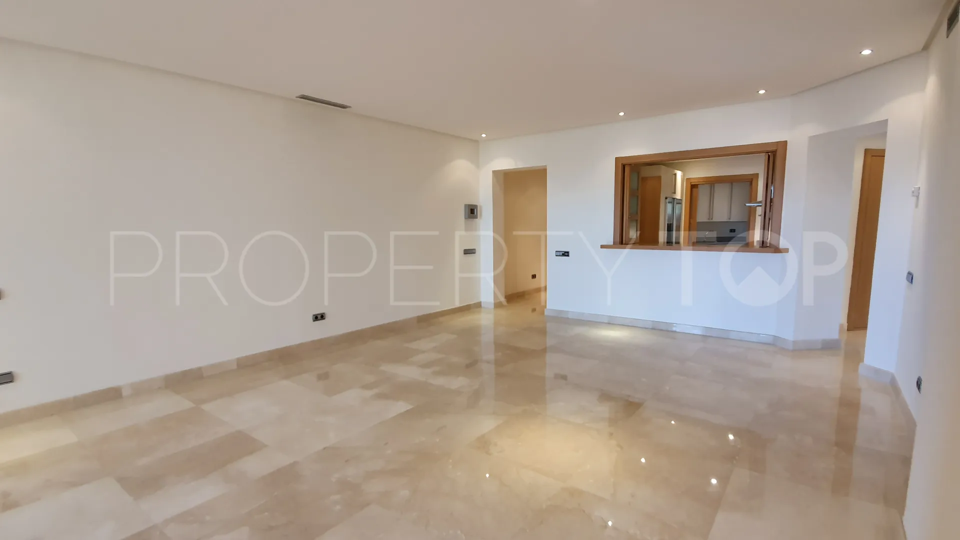 Buy apartment in Mansion Club