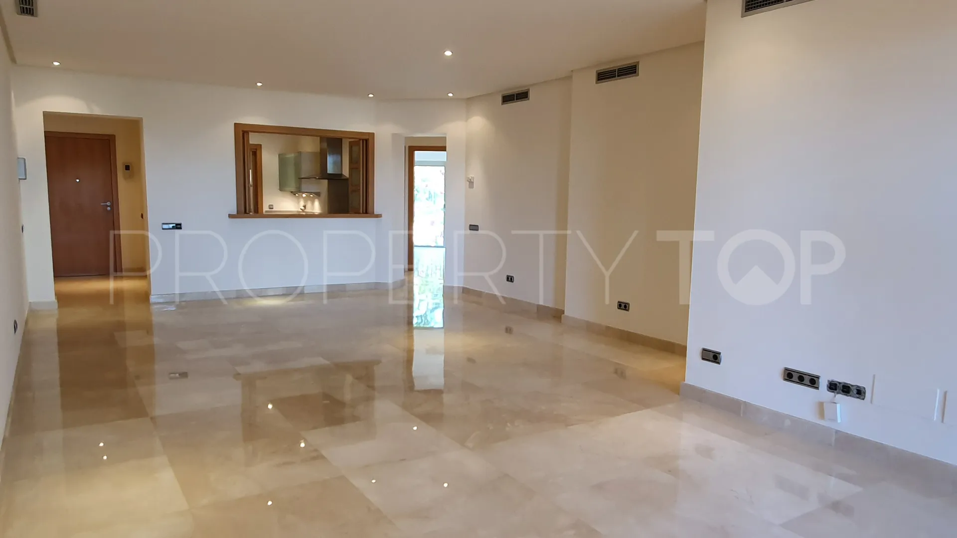 Buy apartment in Mansion Club