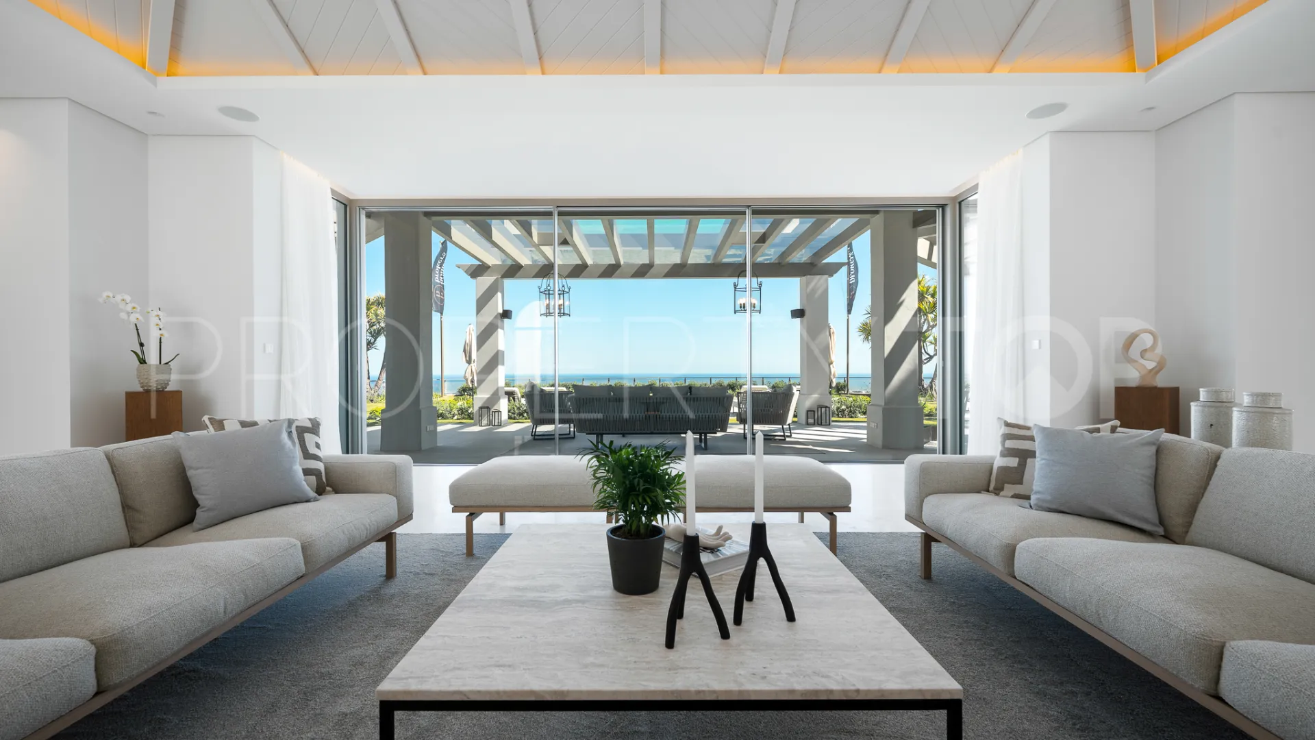 Monte Halcones 7 bedrooms villa for sale