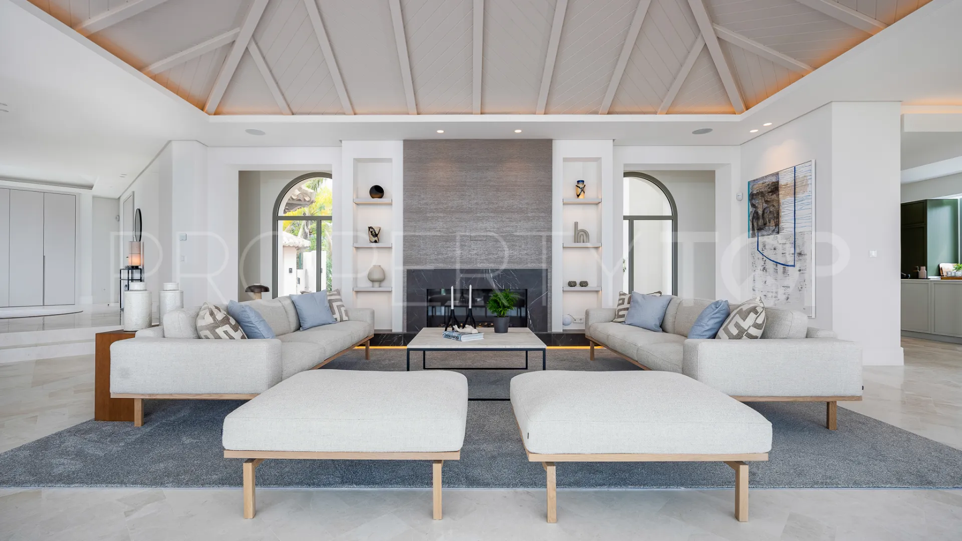Monte Halcones 7 bedrooms villa for sale