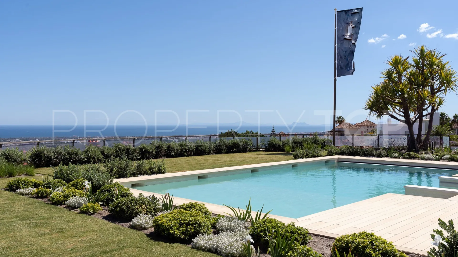 Monte Halcones 7 bedrooms villa for sale