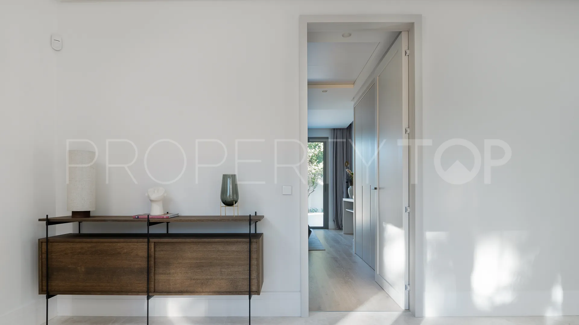Monte Halcones 7 bedrooms villa for sale