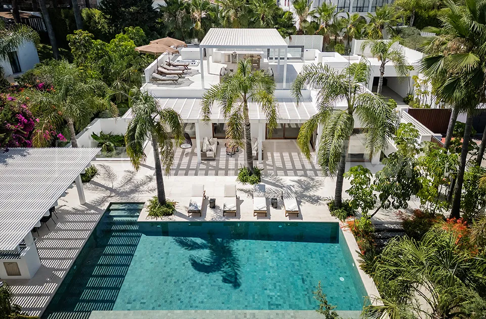 For sale villa with 4 bedrooms in Las Brisas