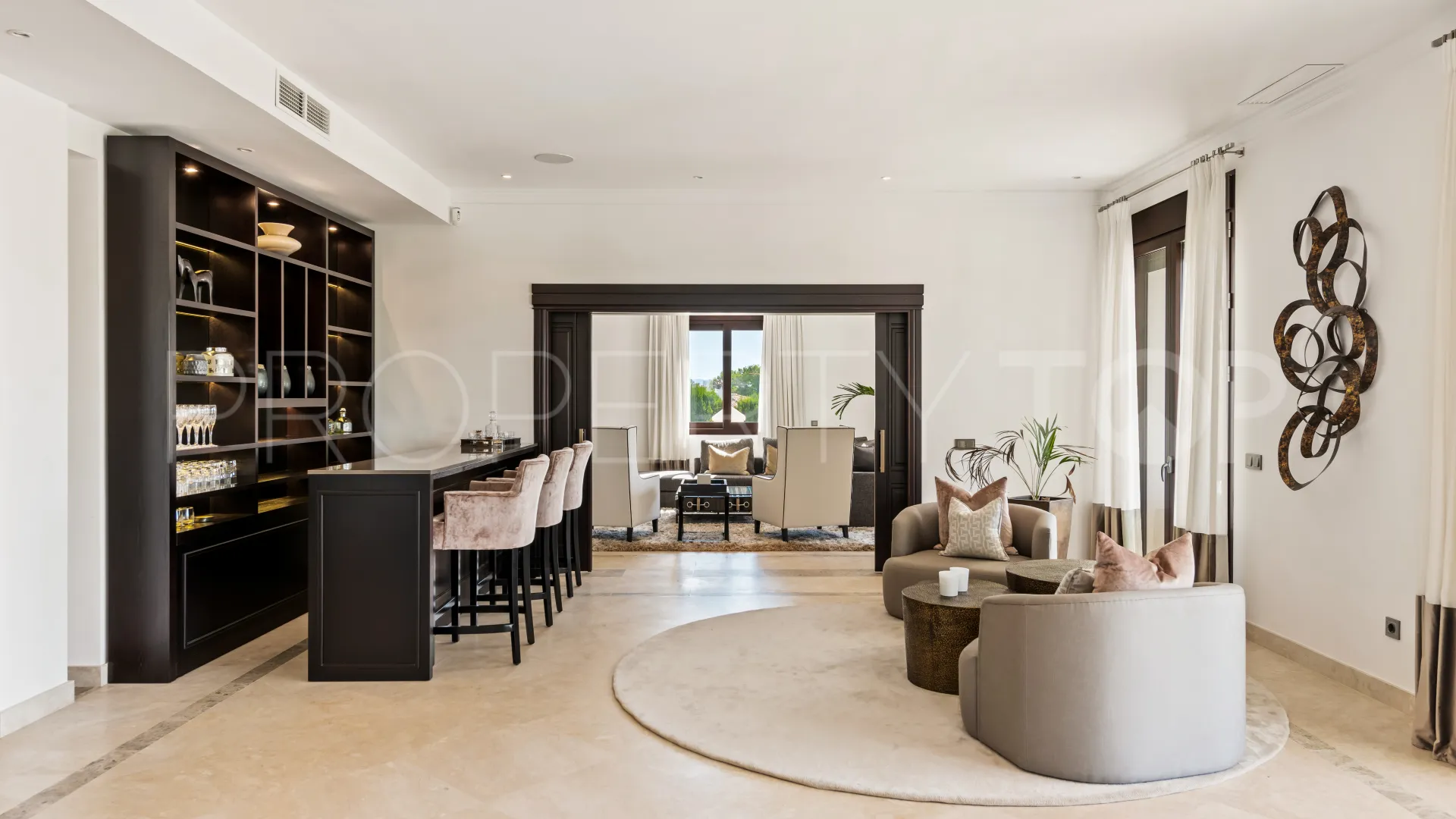 Comprar villa en Valle del Sol de 6 dormitorios