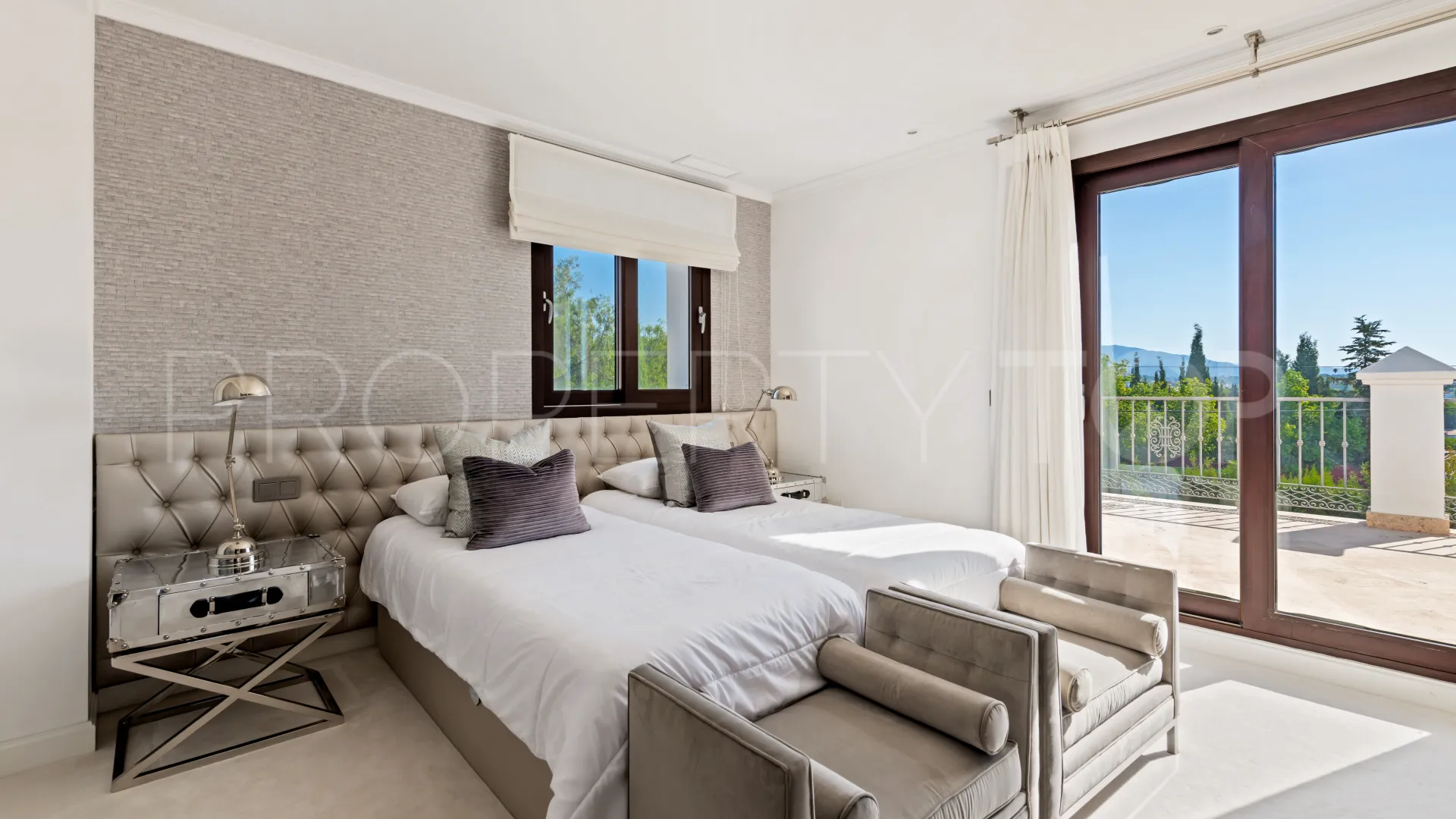Comprar villa en Valle del Sol de 6 dormitorios