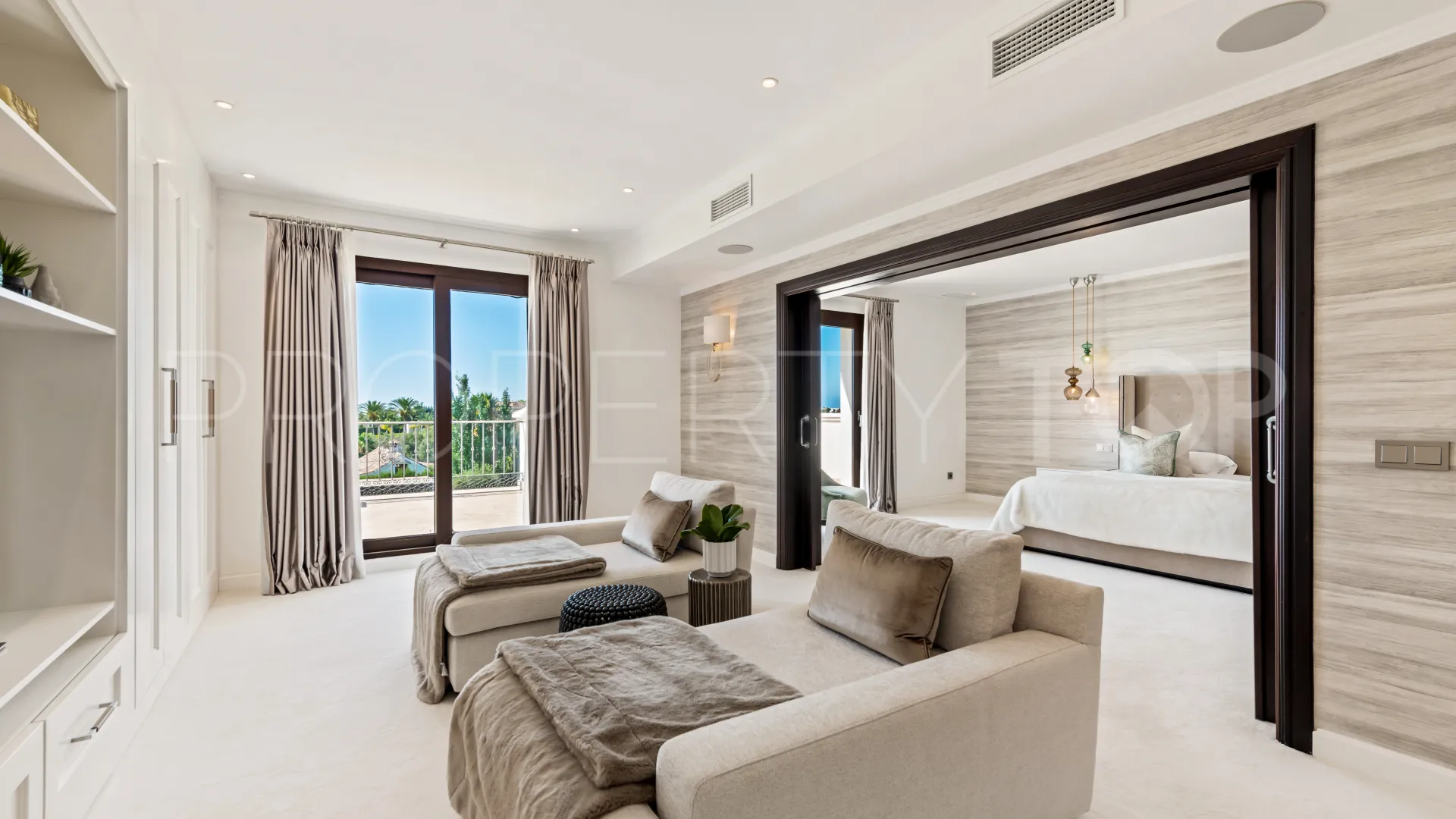 Comprar villa en Valle del Sol de 6 dormitorios