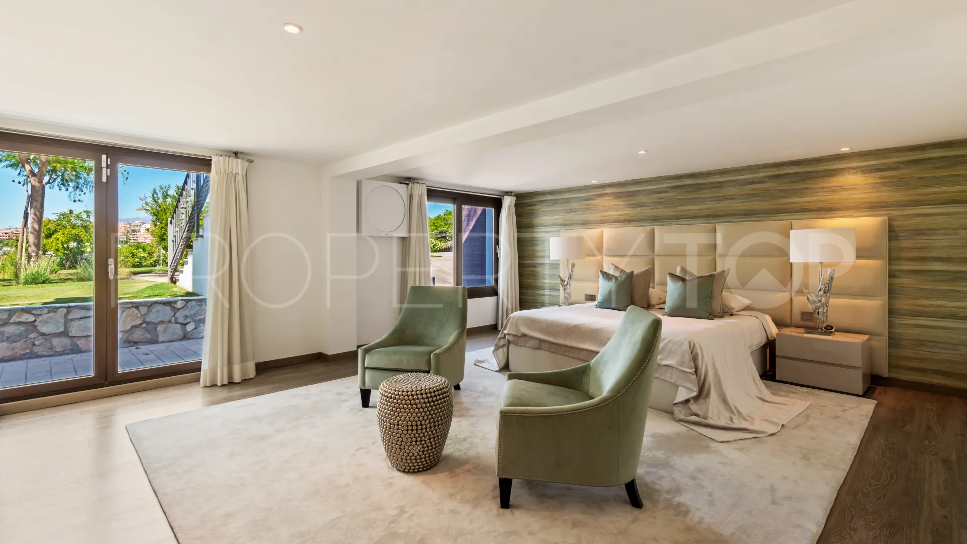 Comprar villa en Valle del Sol de 6 dormitorios