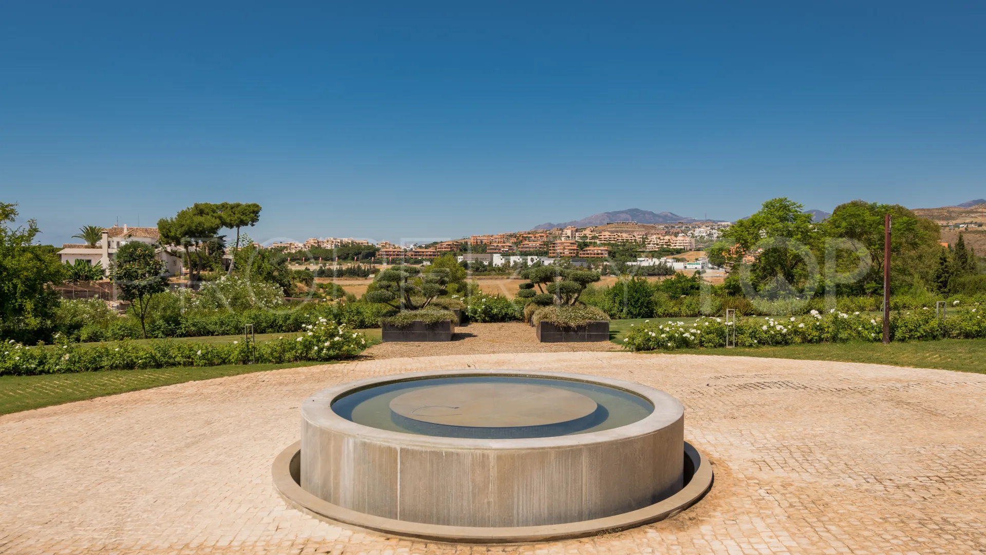 Comprar villa en Valle del Sol de 6 dormitorios