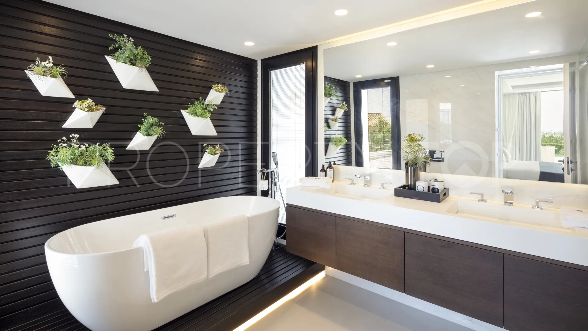 Villa de 5 dormitorios en venta en Haza del Conde