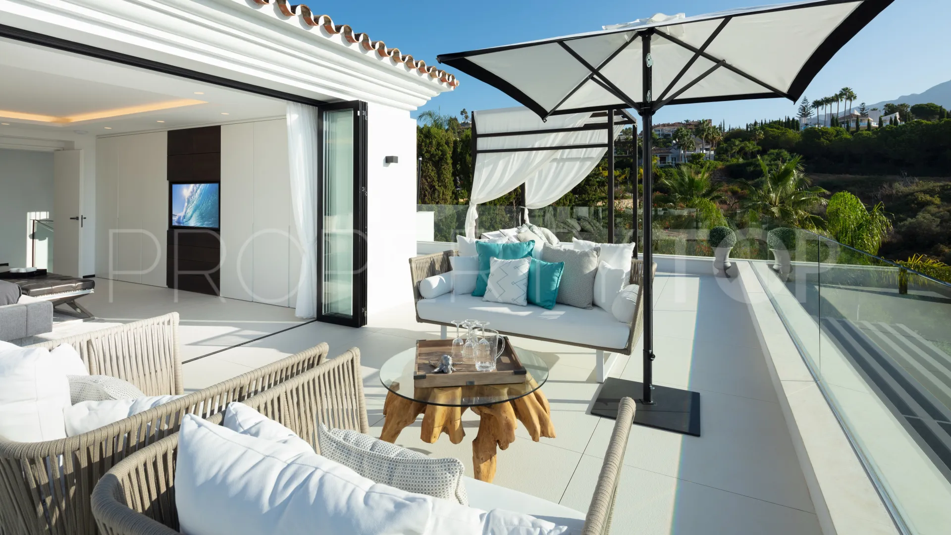 Villa de 5 dormitorios en venta en Haza del Conde