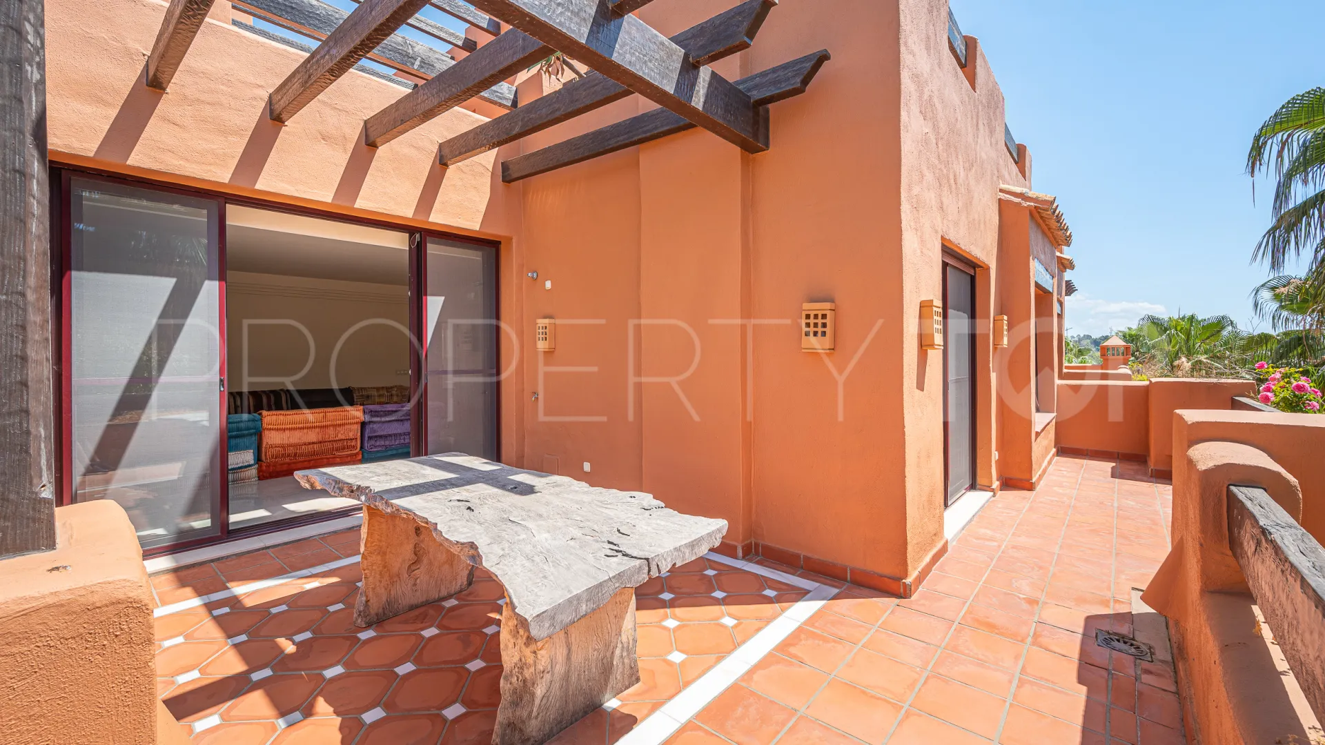 Atico duplex en venta en La Alzambra Hill Club de 3 dormitorios