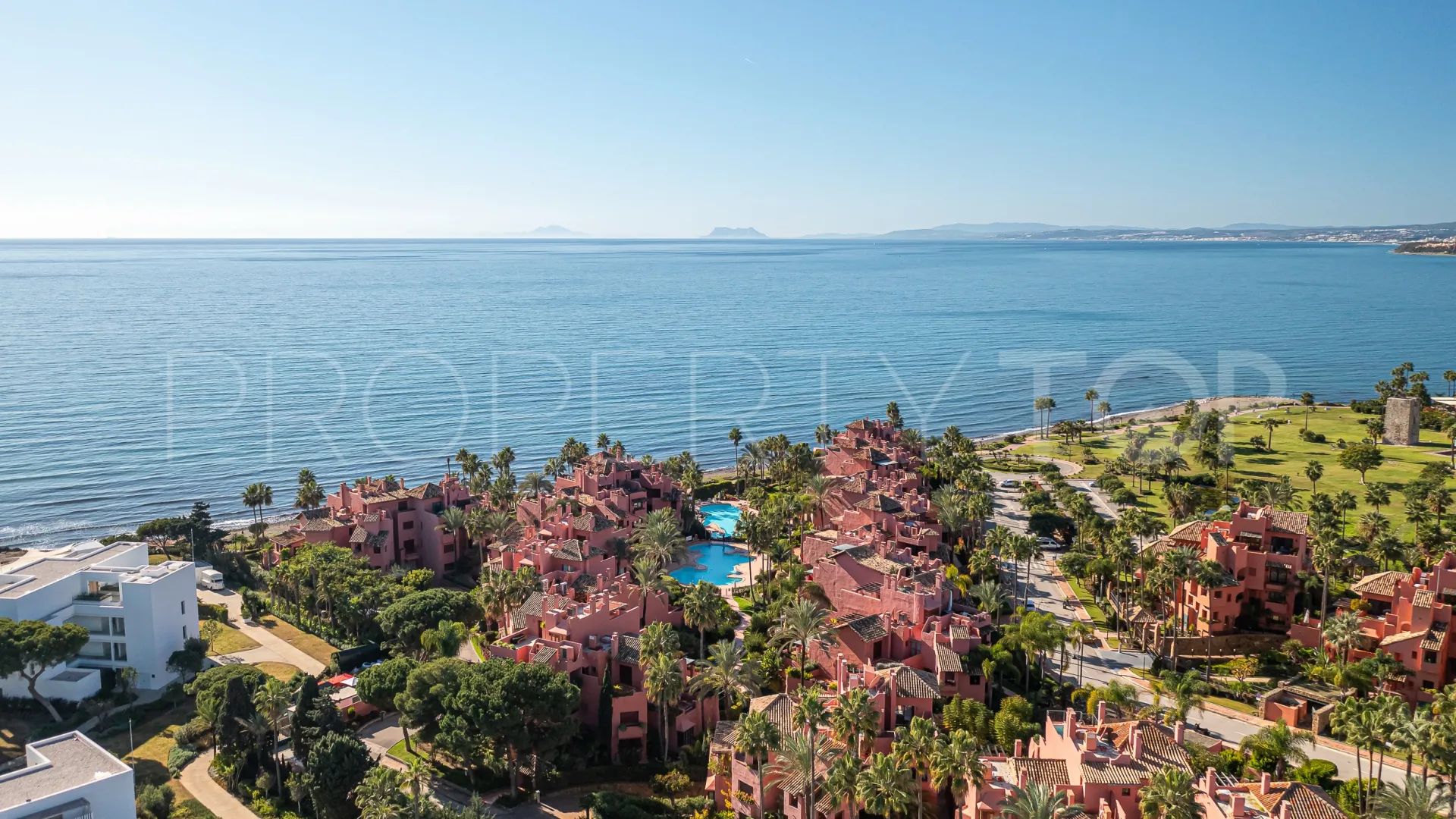 3 bedrooms ground floor apartment in Almenara Beach for sale