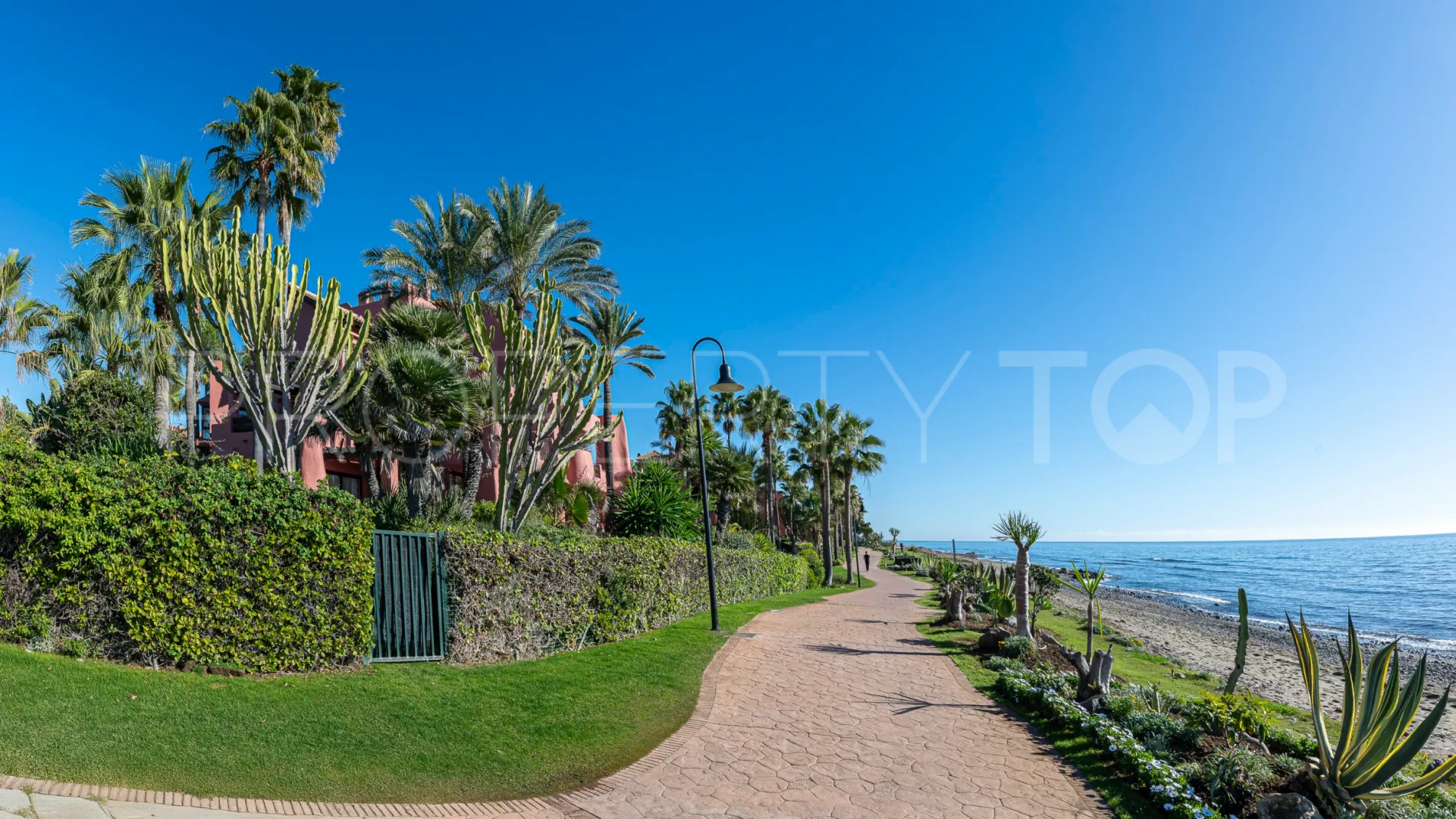 3 bedrooms ground floor apartment in Almenara Beach for sale