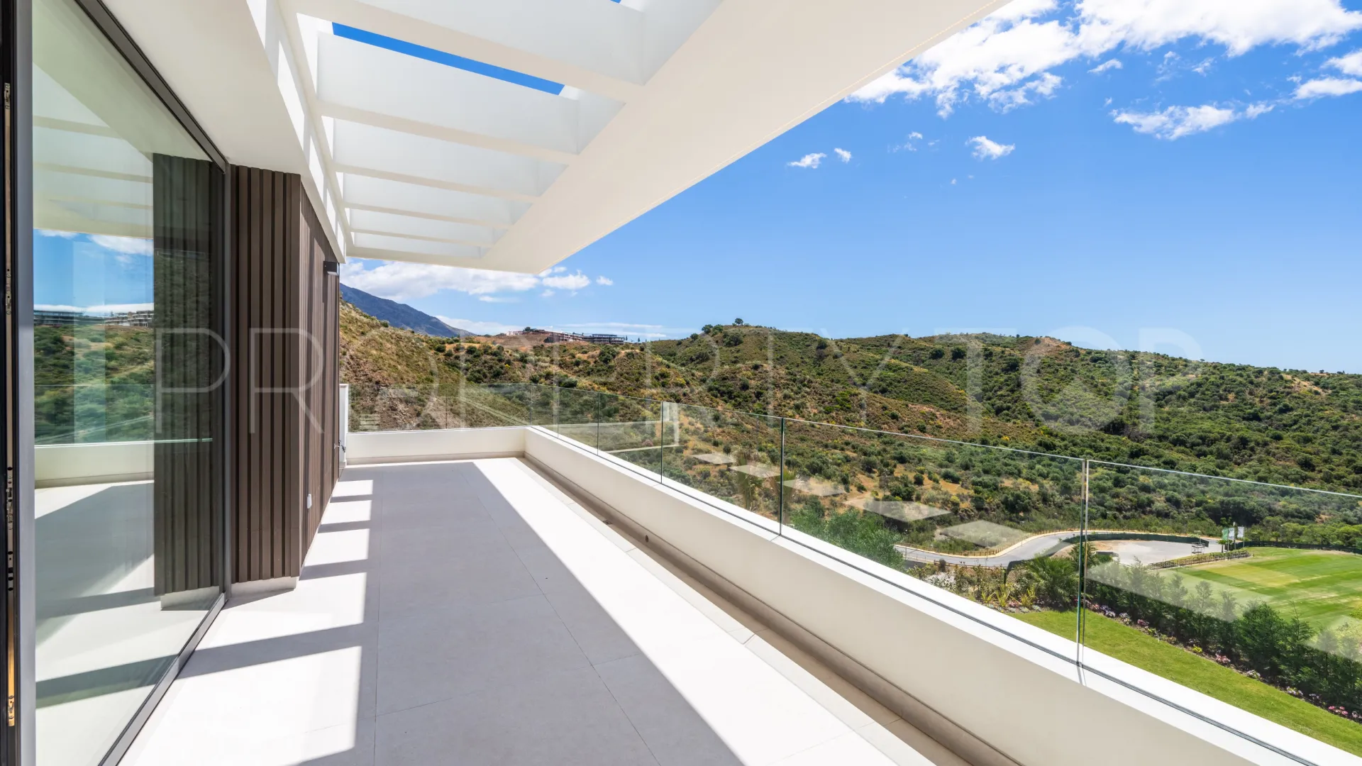 Villa en venta con 6 dormitorios en Lomas de La Quinta