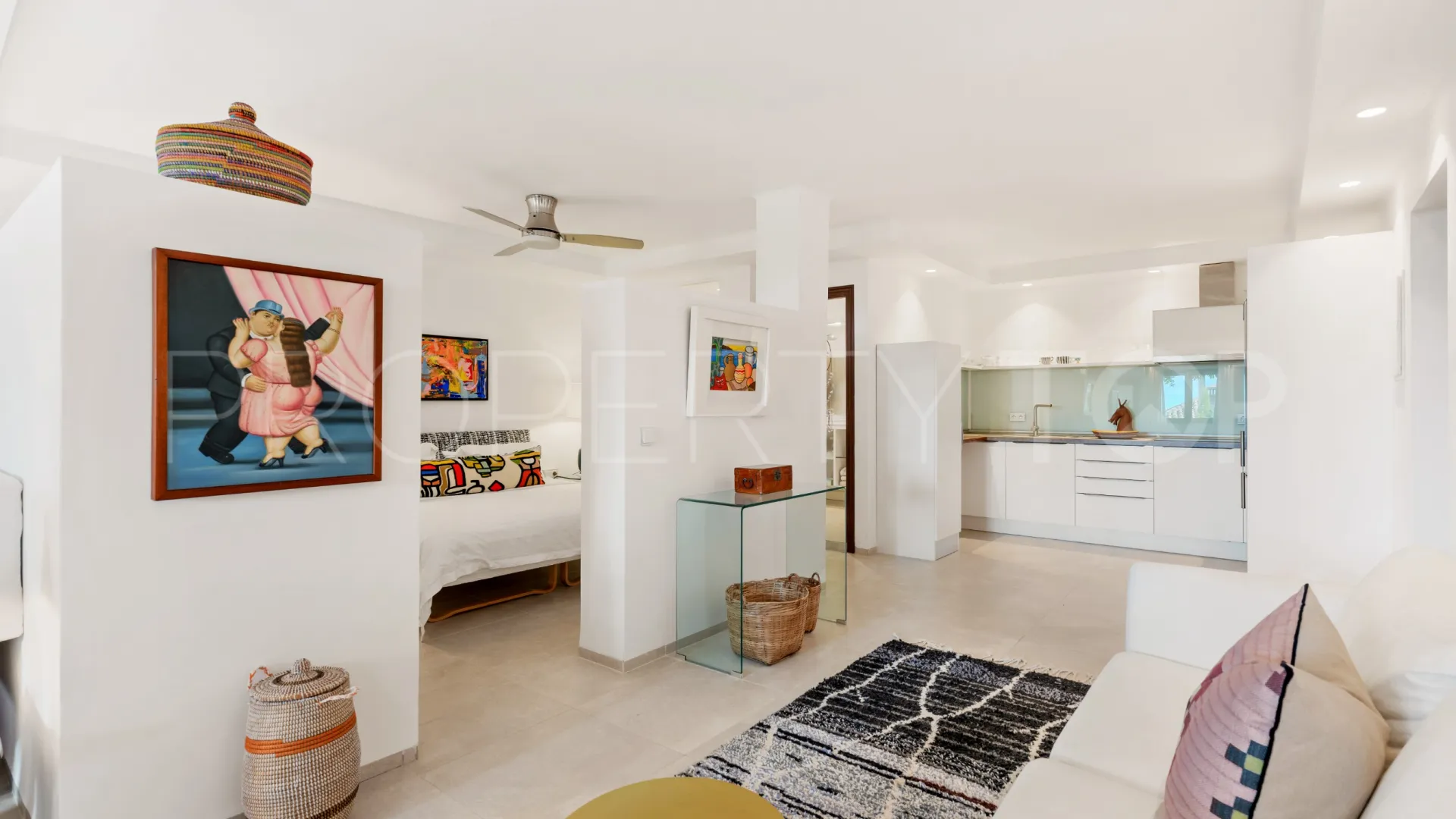 Comprar villa en El Madroñal con 4 dormitorios