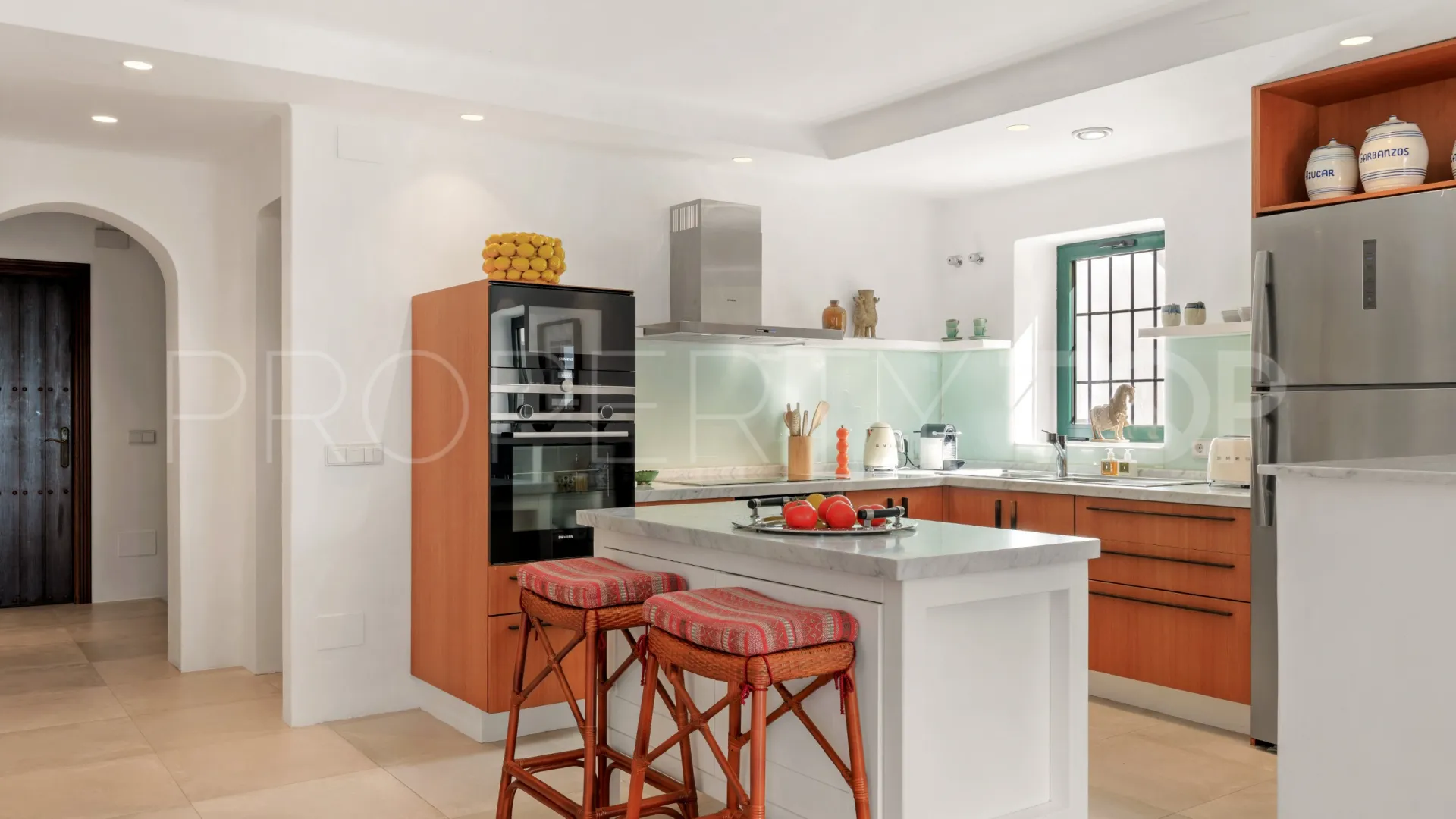 Comprar villa en El Madroñal con 4 dormitorios