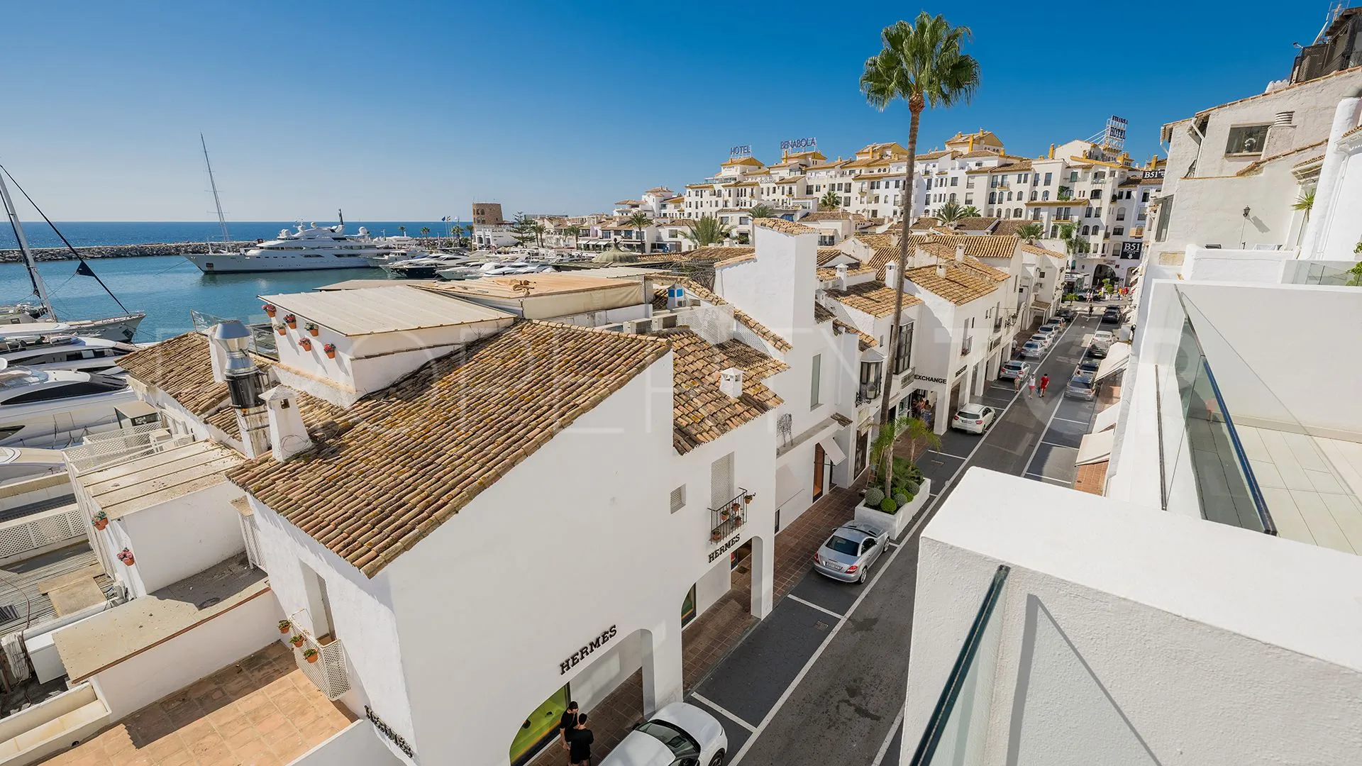Se vende apartamento con 3 dormitorios en Marbella - Puerto Banus