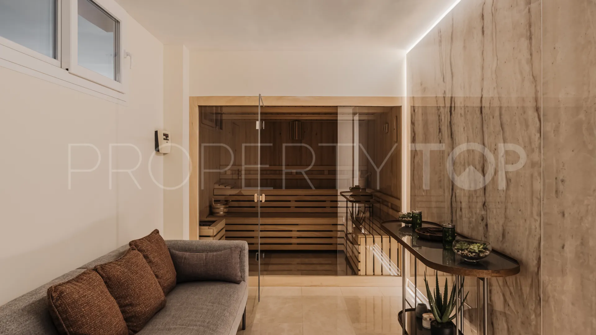 Villa for sale in Nagüeles