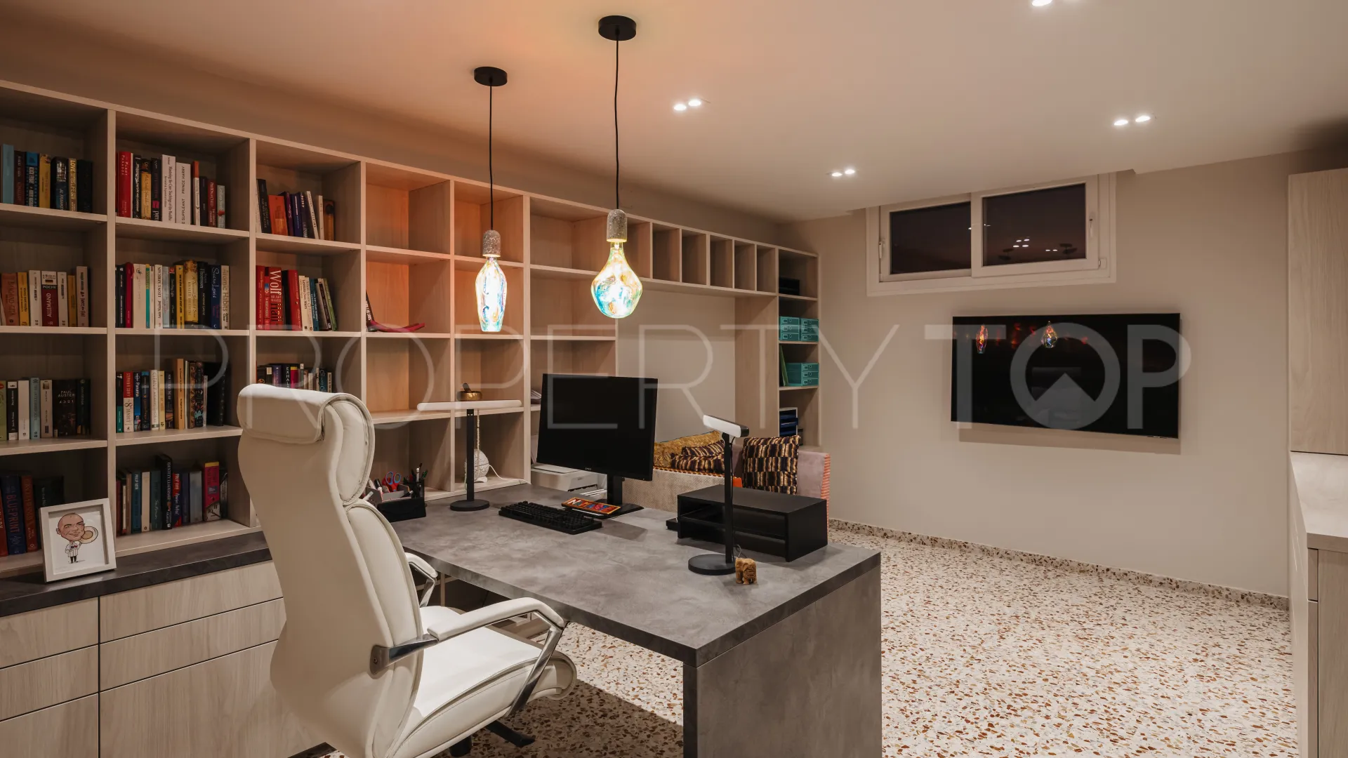 Villa for sale in Nagüeles