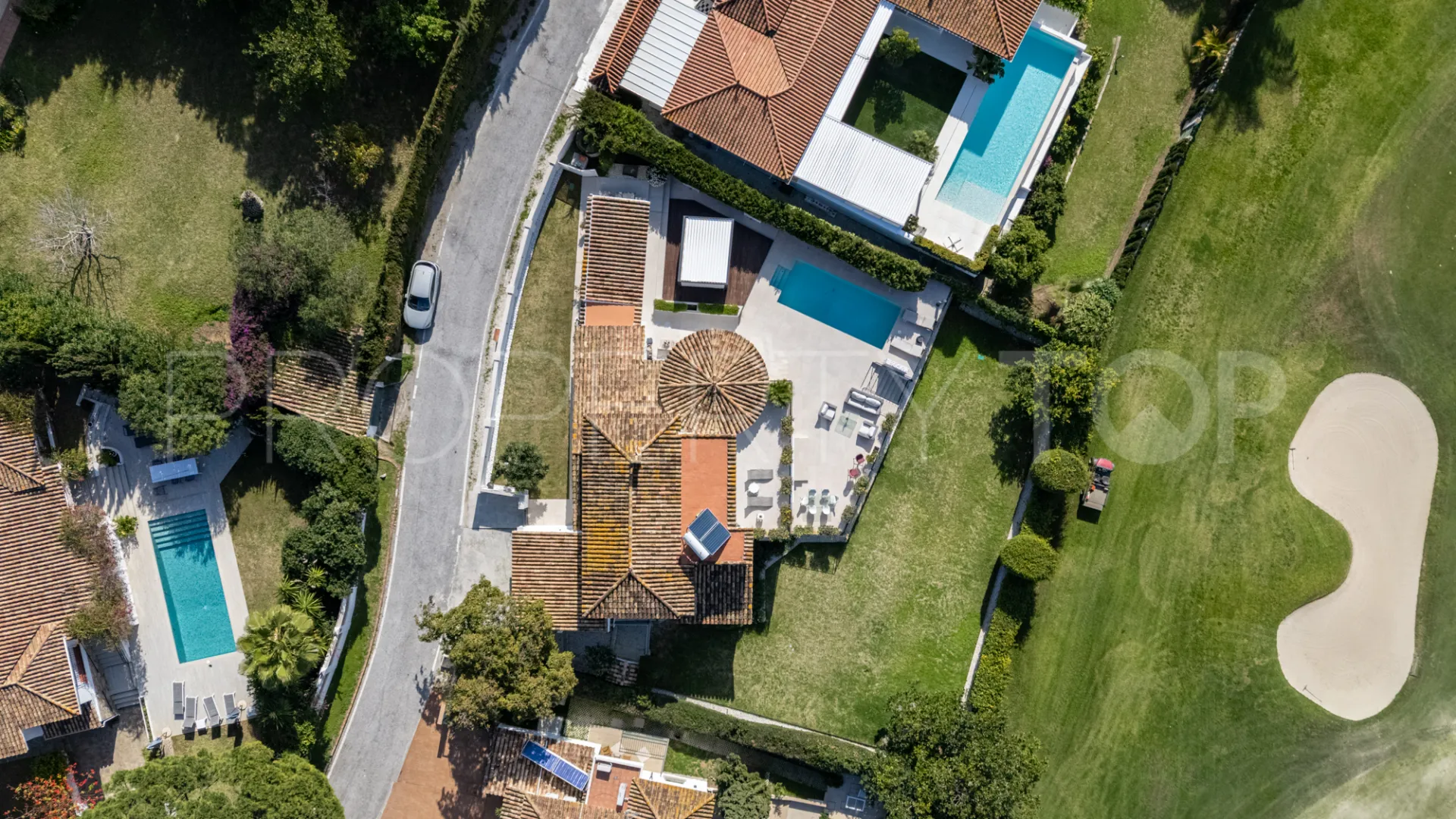 Villa for sale in Guadalmina Alta