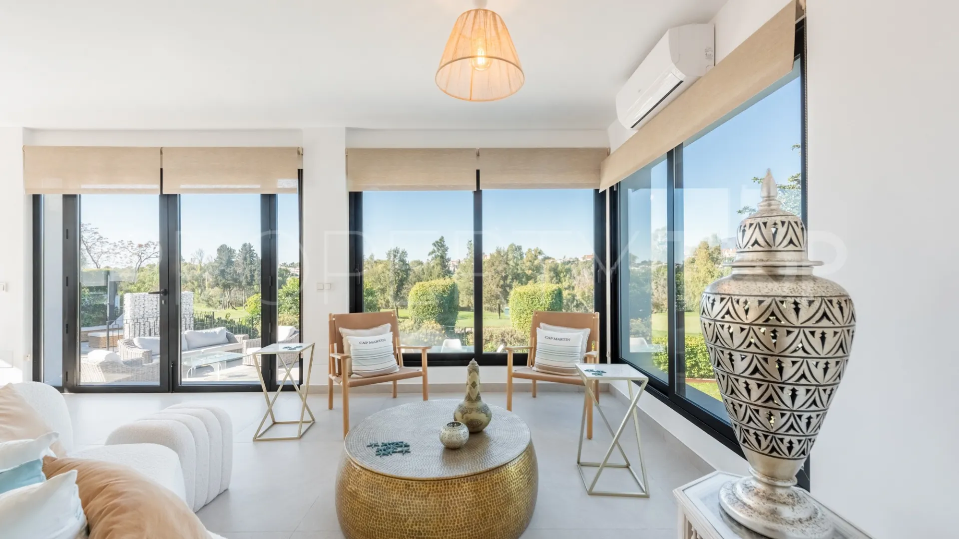 Villa for sale in Guadalmina Alta