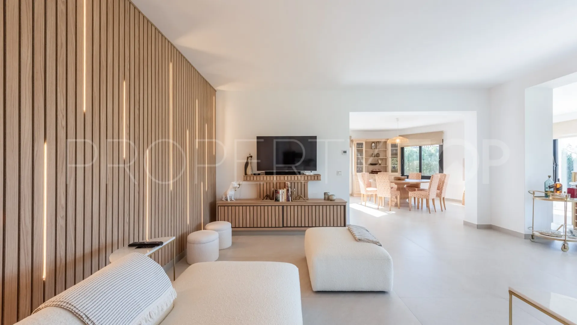 Villa for sale in Guadalmina Alta